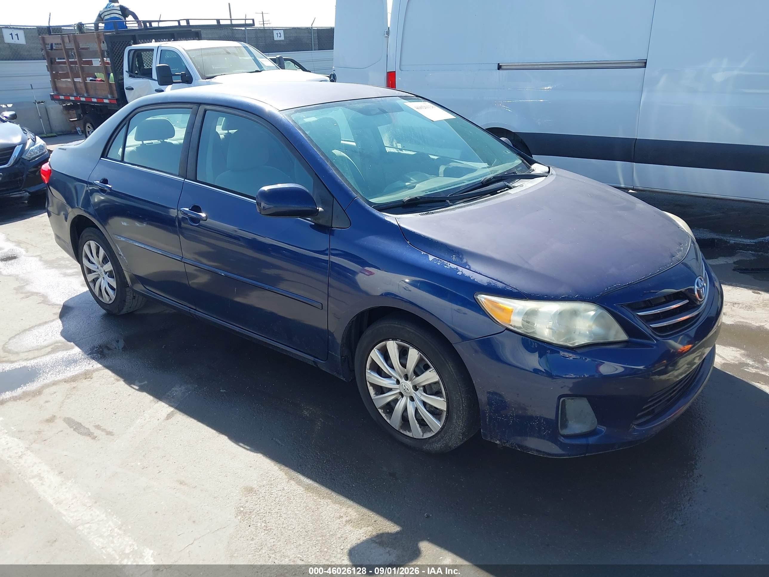 2013 Toyota Corolla Le Blue vin: 5YFBU4EE0DP087189