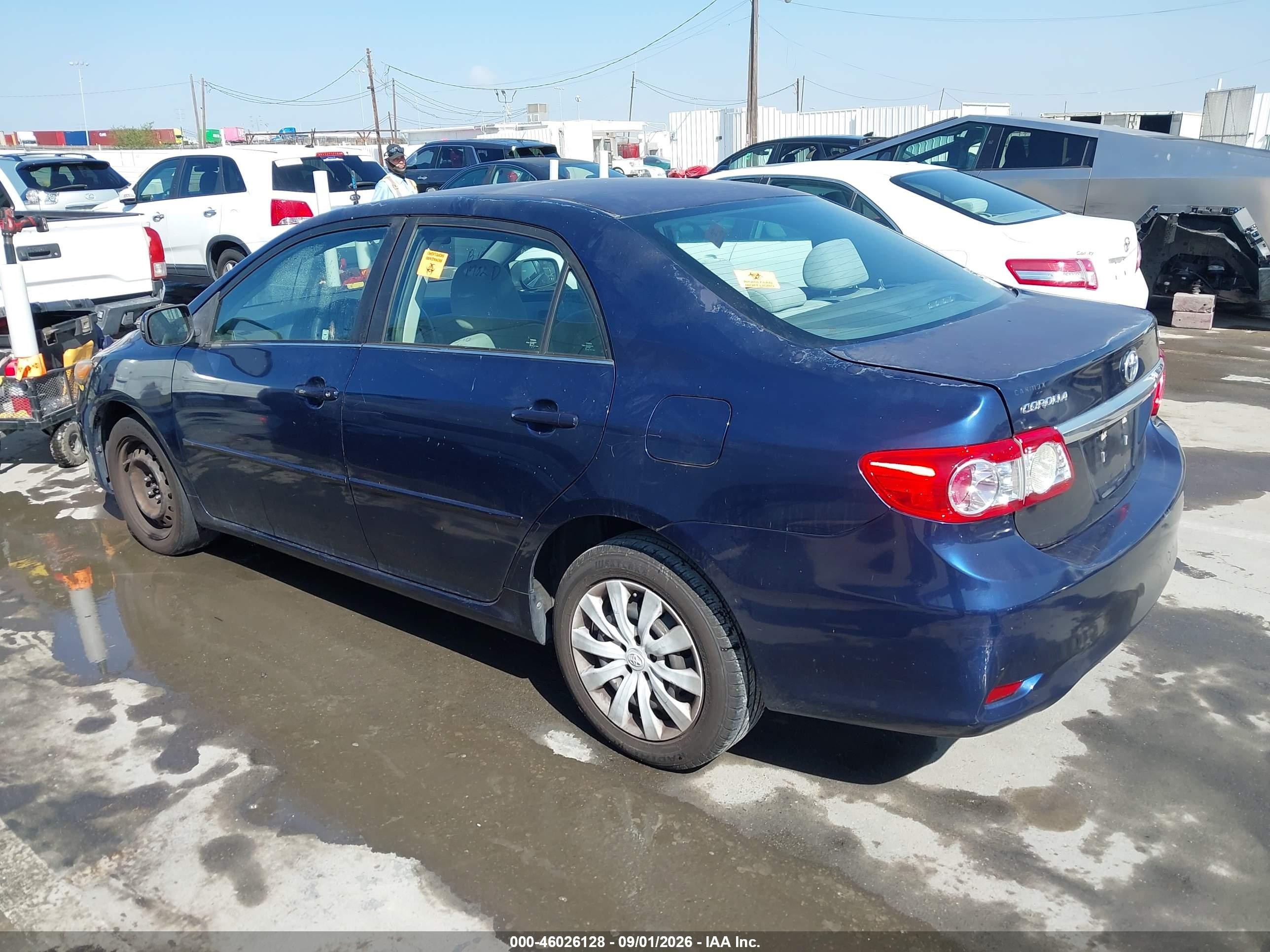 2013 Toyota Corolla Le Синий vin: 5YFBU4EE0DP087189