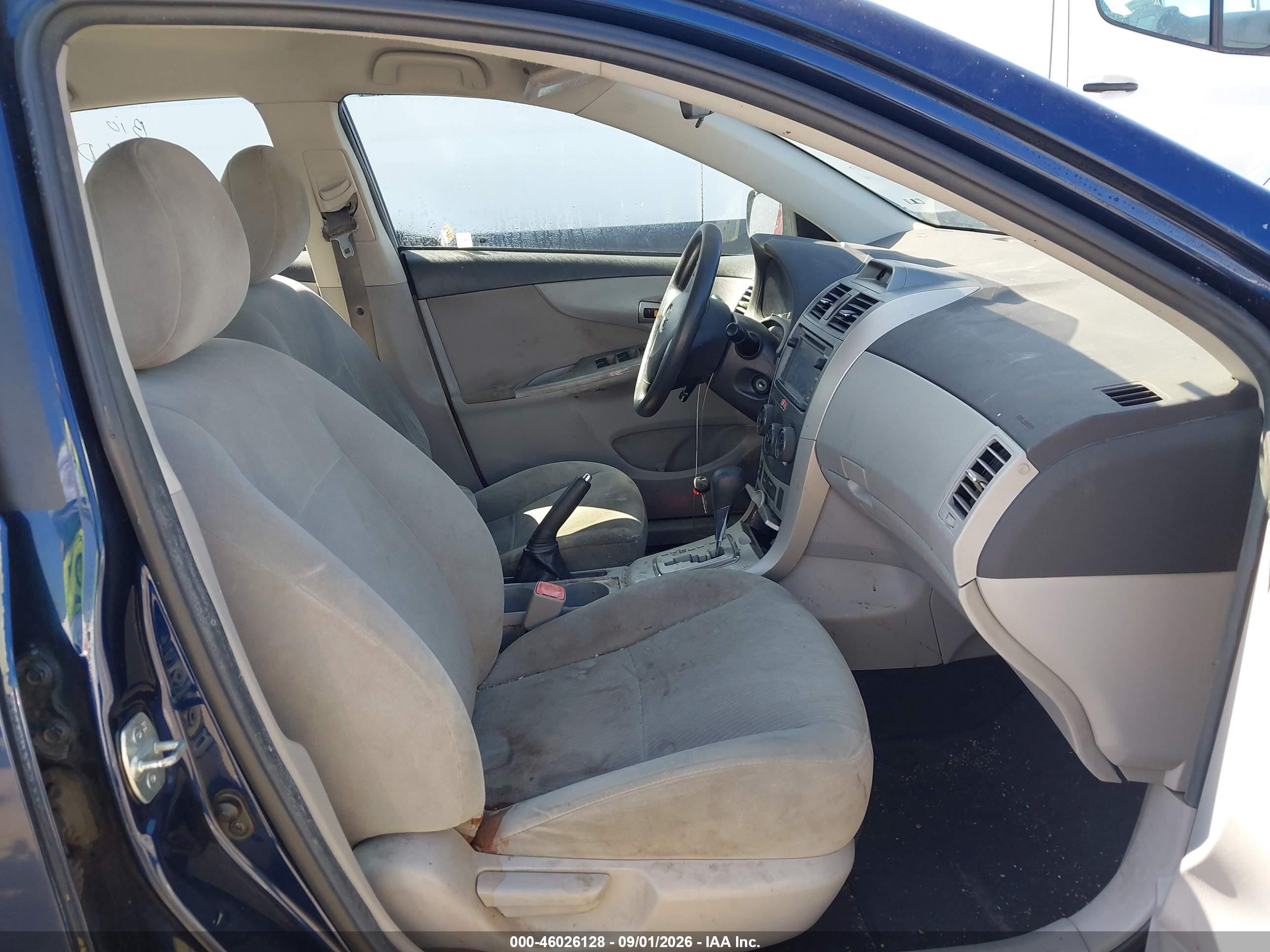 2013 Toyota Corolla Le Синий vin: 5YFBU4EE0DP087189