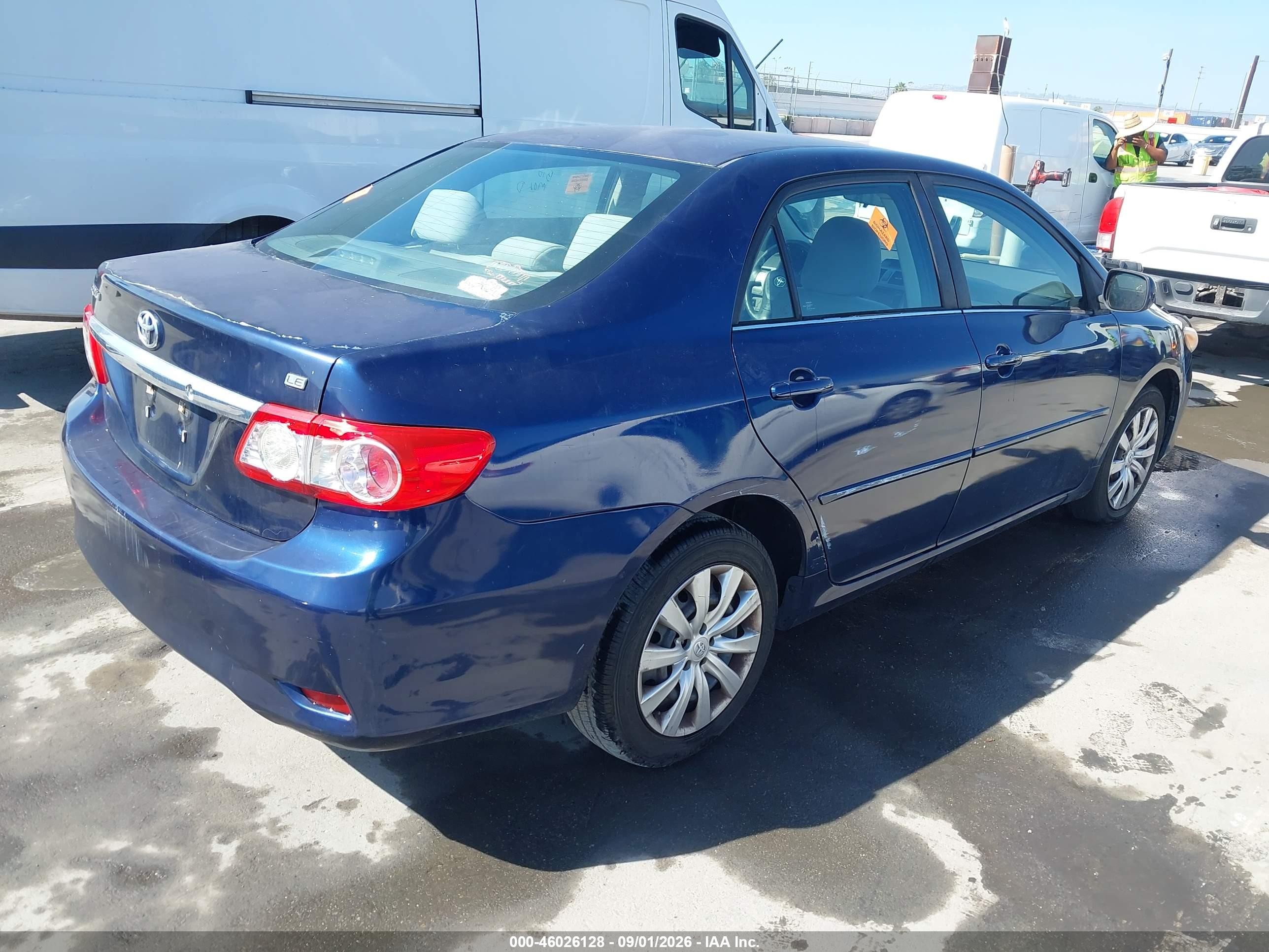 2013 Toyota Corolla Le Синий vin: 5YFBU4EE0DP087189