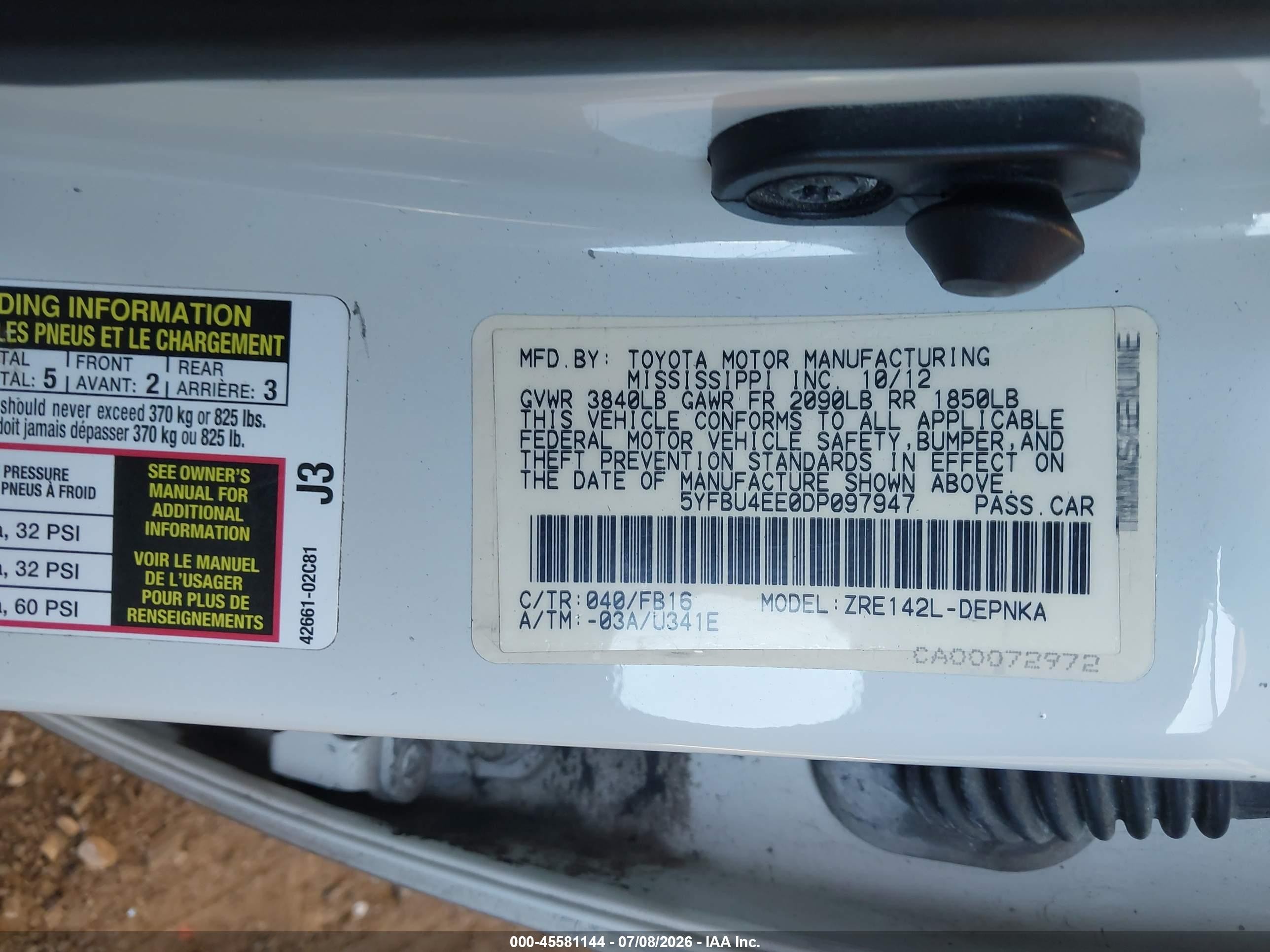 2013 Toyota Corolla Le Белый vin: 5YFBU4EE0DP097947