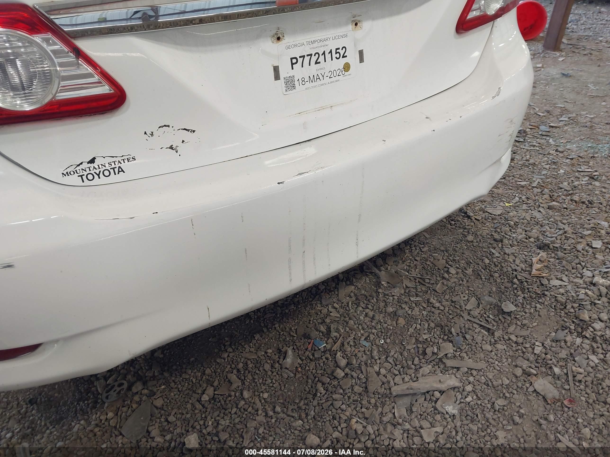 2013 Toyota Corolla Le Белый vin: 5YFBU4EE0DP097947