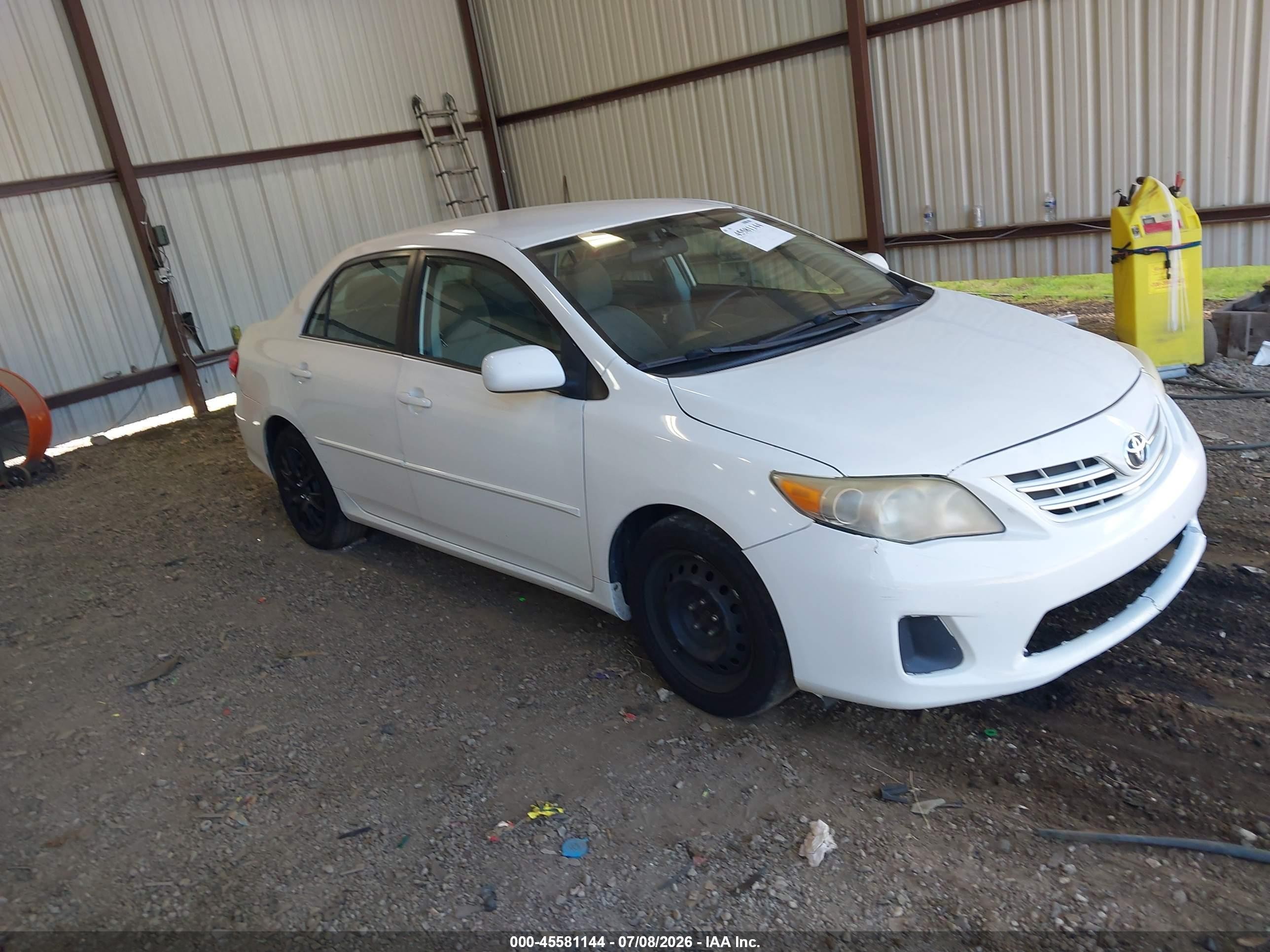 2013 Toyota Corolla Le Белый vin: 5YFBU4EE0DP097947