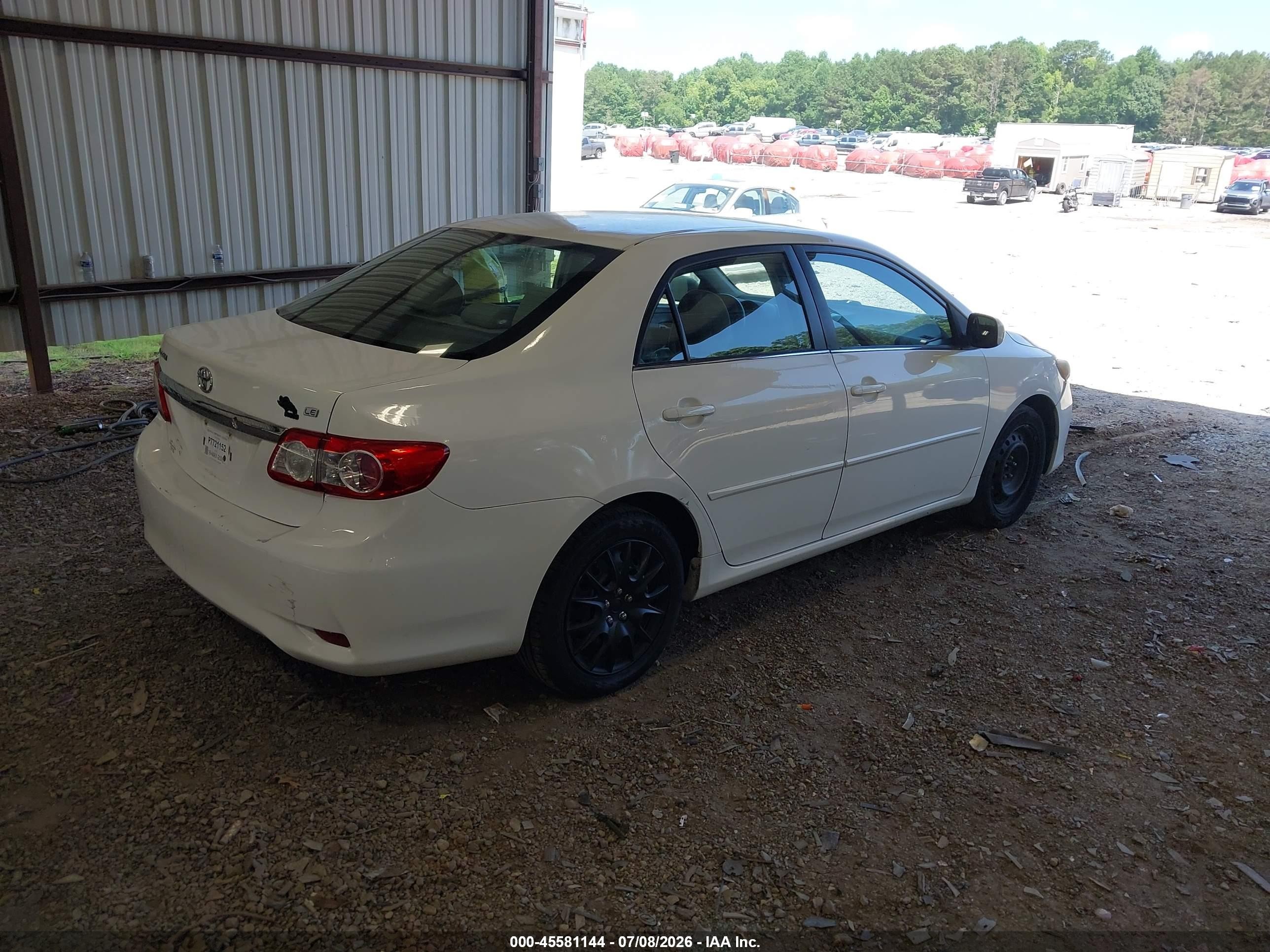 2013 Toyota Corolla Le Белый vin: 5YFBU4EE0DP097947