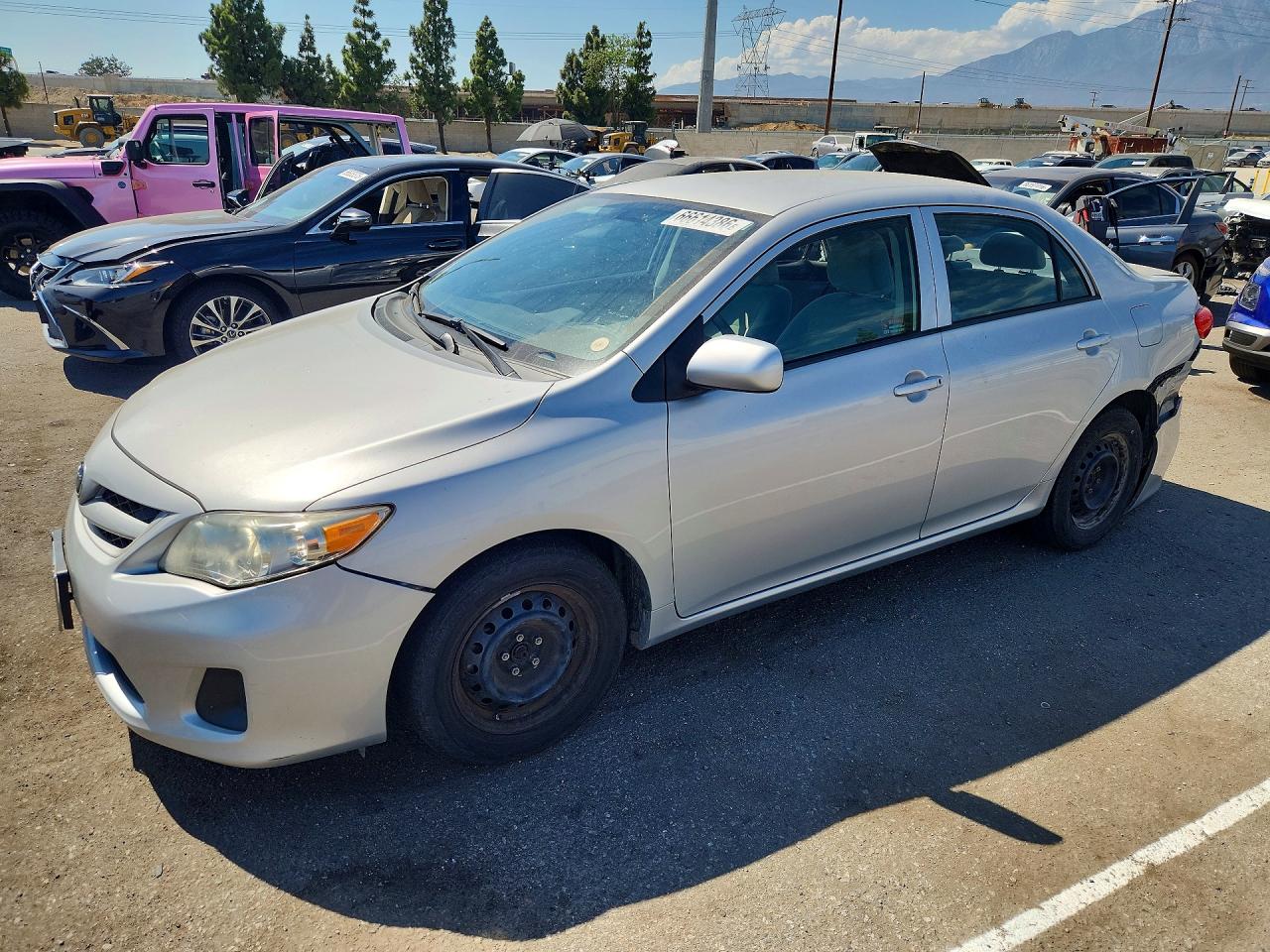 2013 Toyota Corolla L Silver vin: 5YFBU4EE0DP098726