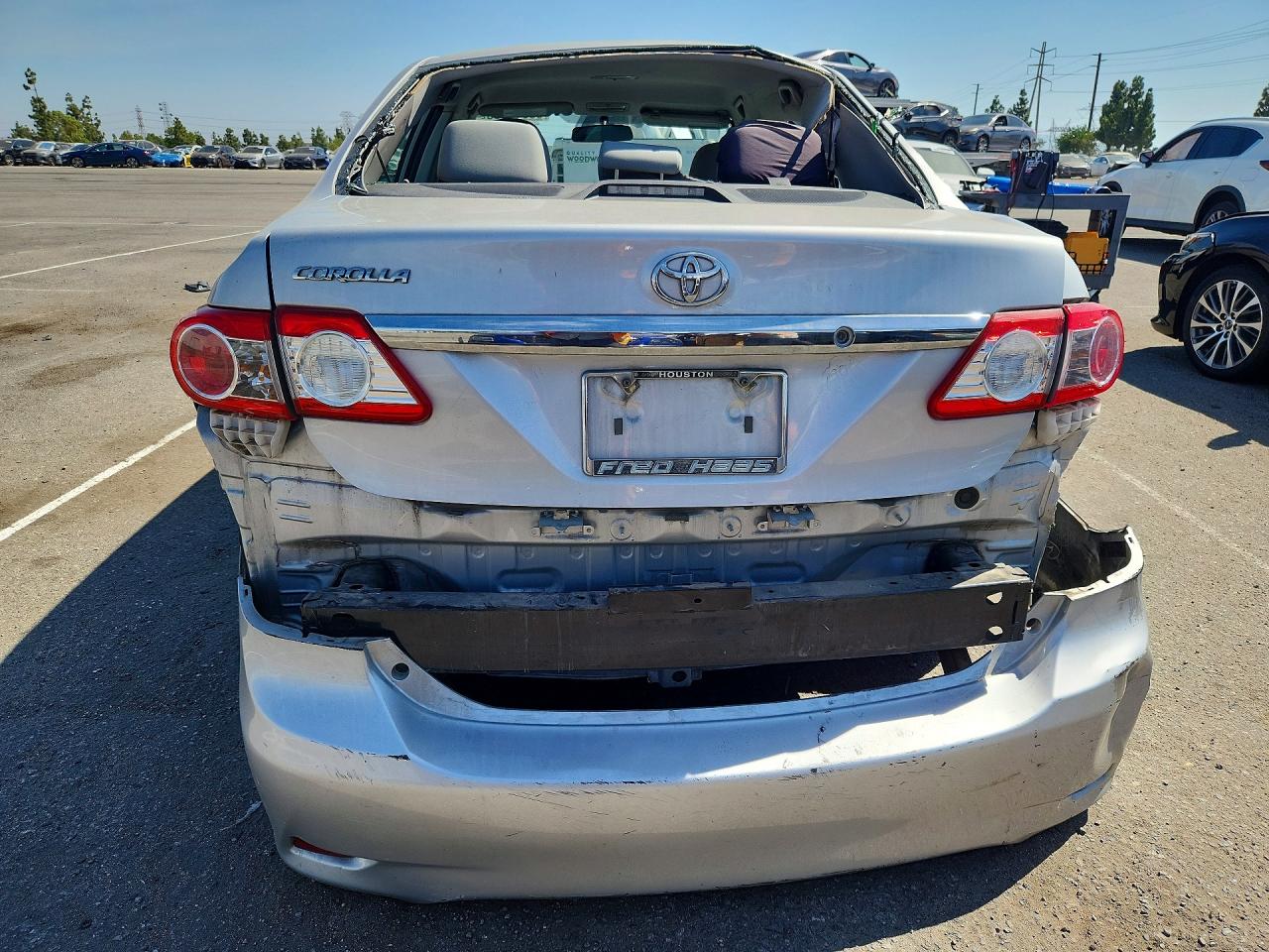 2013 Toyota Corolla L Silver vin: 5YFBU4EE0DP098726