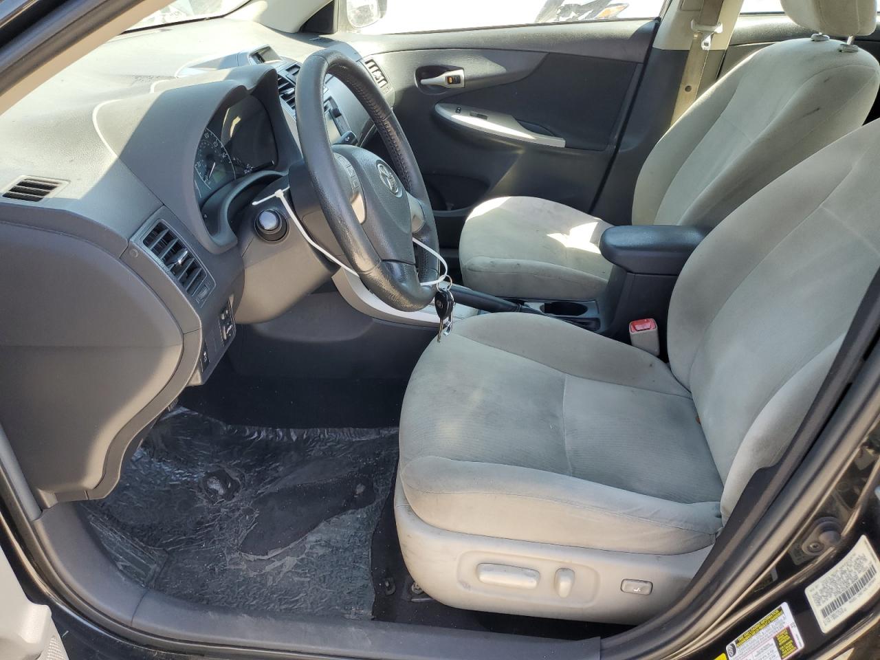 2013 Toyota Corolla Base Black vin: 5YFBU4EE0DP106808