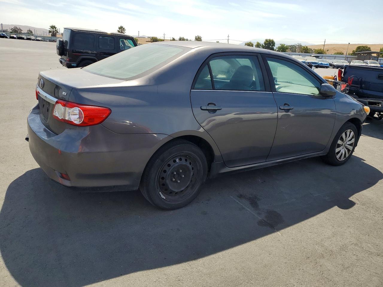 2013 Toyota Corolla Le Угольный vin: 5YFBU4EE0DP109143