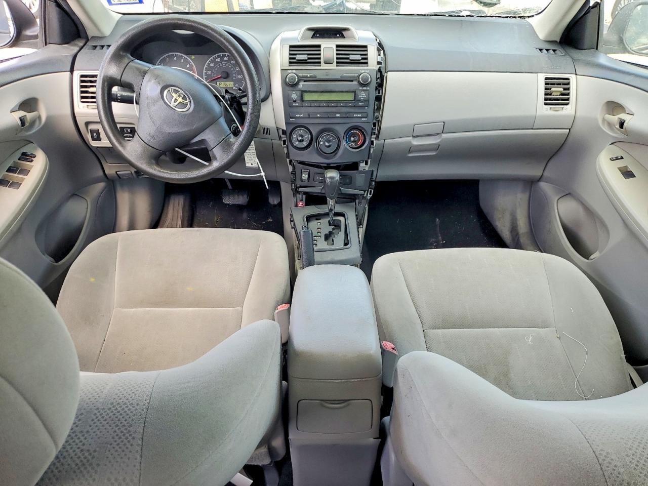 2013 Toyota Corolla L Серый vin: 5YFBU4EE0DP109496