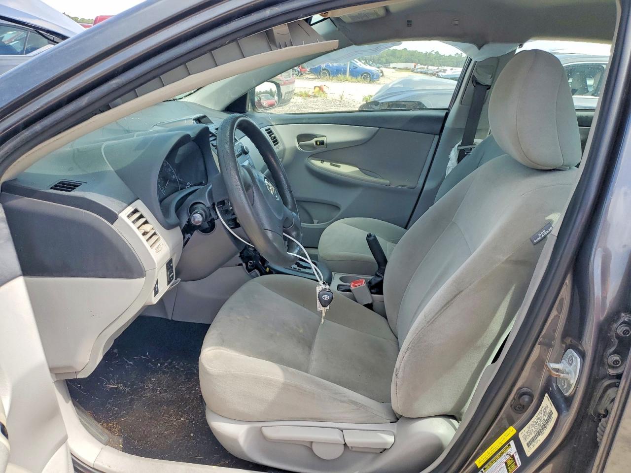 2013 Toyota Corolla L Серый vin: 5YFBU4EE0DP109496