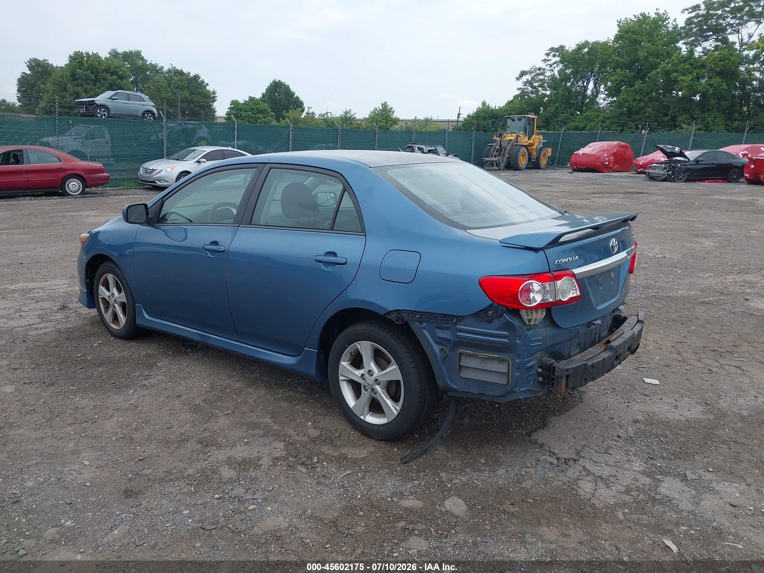 2013 Toyota Corolla S Синий vin: 5YFBU4EE0DP113967