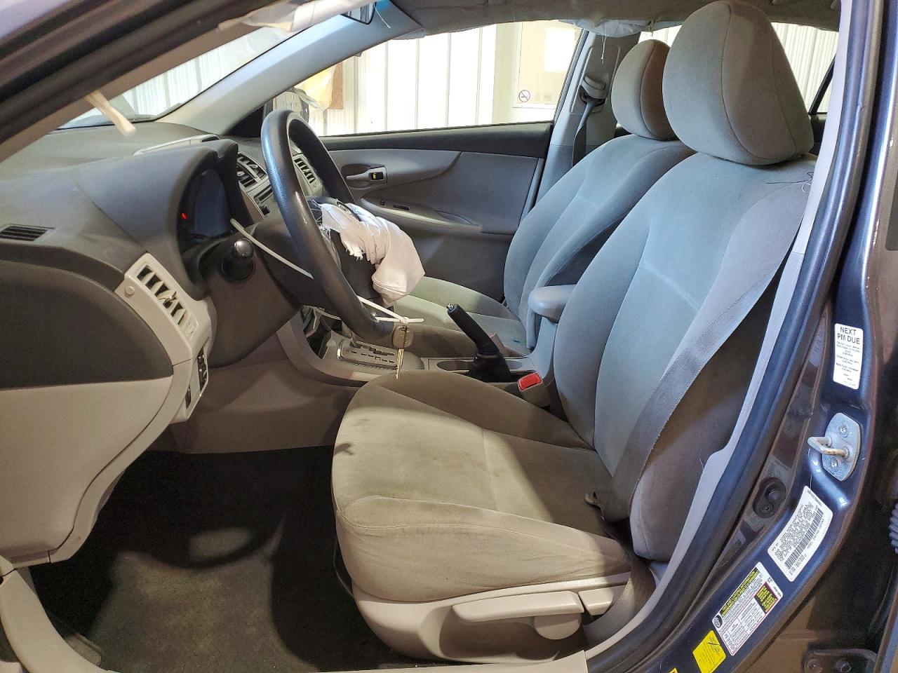 2013 Toyota Corolla Le Gray vin: 5YFBU4EE0DP127058