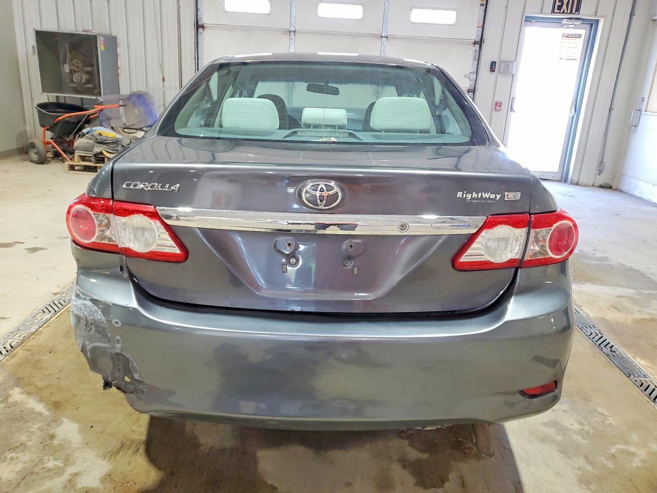 2013 Toyota Corolla Le Gray vin: 5YFBU4EE0DP127058