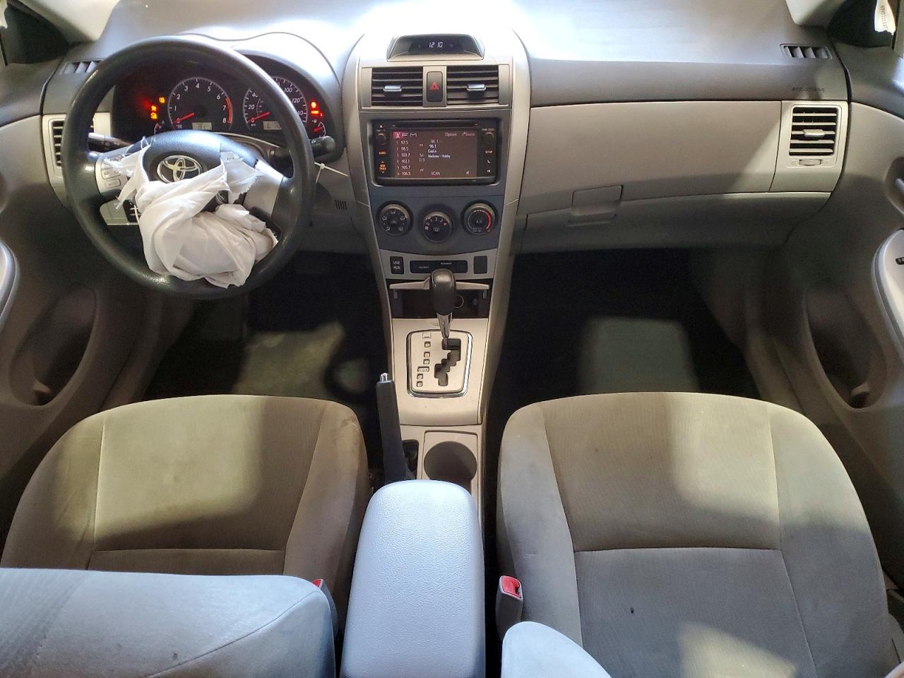 2013 Toyota Corolla Le Gray vin: 5YFBU4EE0DP127058