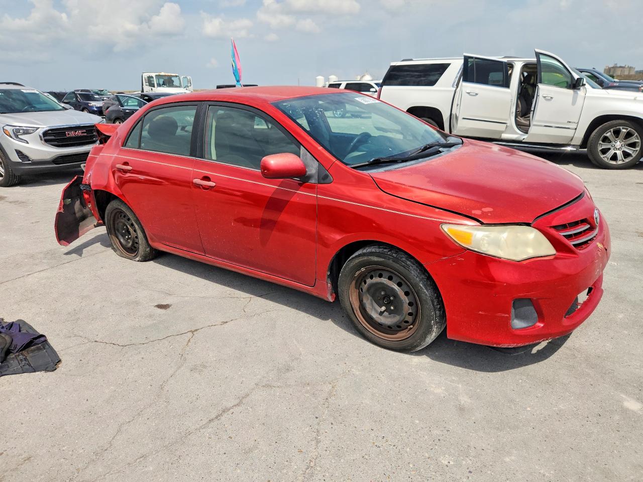 2013 Toyota Corolla Le Red vin: 5YFBU4EE0DP128484