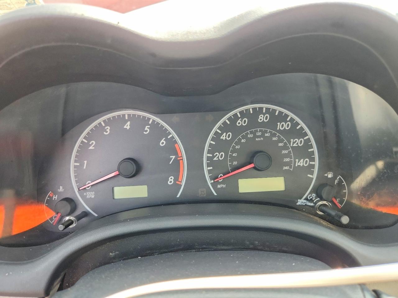 2013 Toyota Corolla Le Red vin: 5YFBU4EE0DP128484