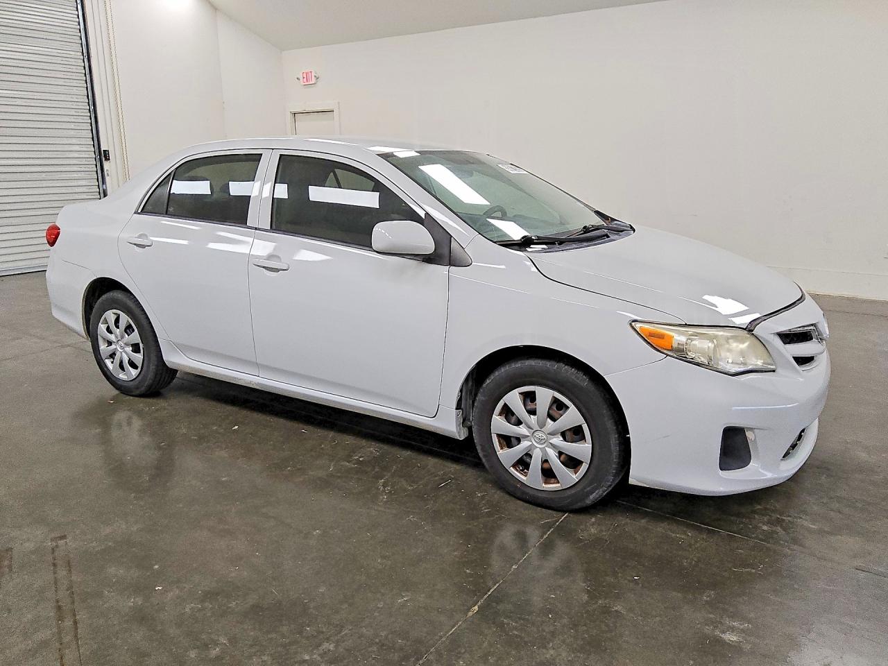 2013 Toyota Corolla L Gray vin: 5YFBU4EE0DP133054
