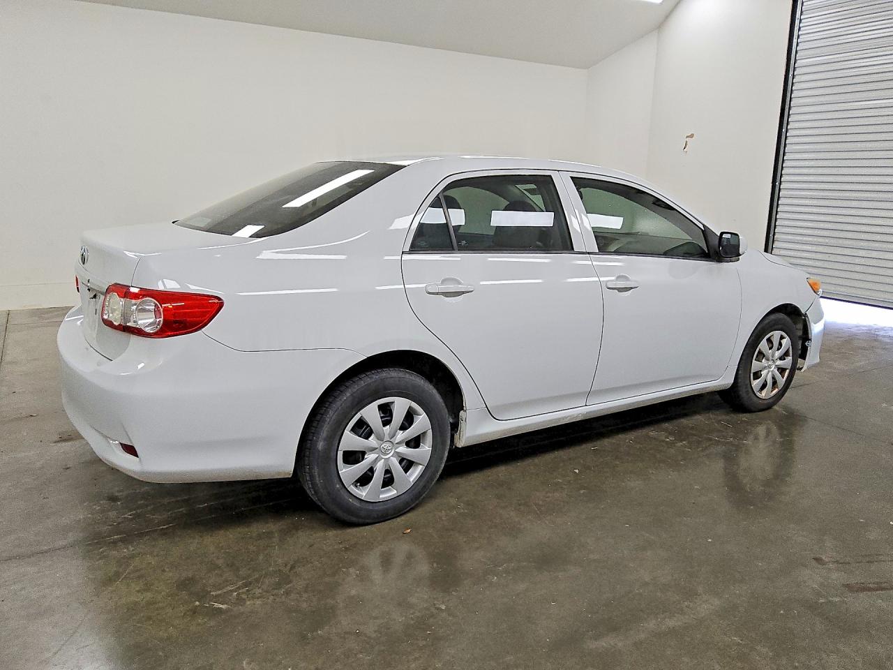 2013 Toyota Corolla L Gray vin: 5YFBU4EE0DP133054