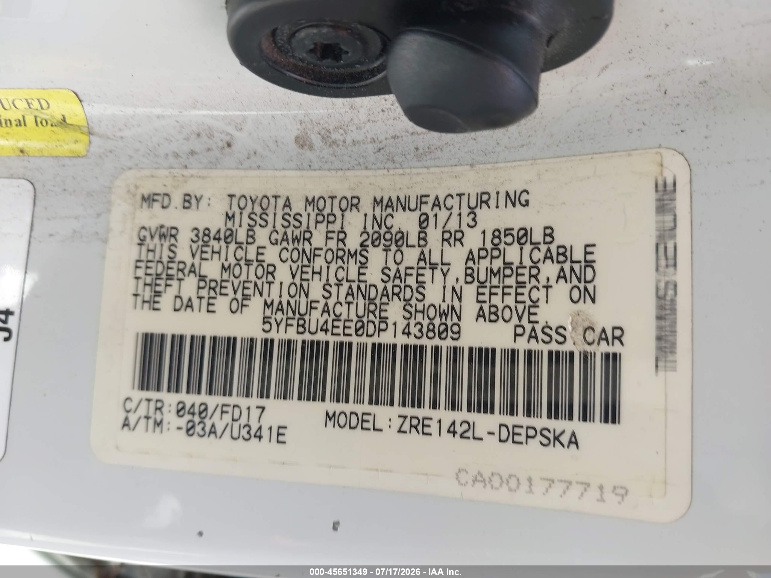 2013 Toyota Corolla S White vin: 5YFBU4EE0DP143809