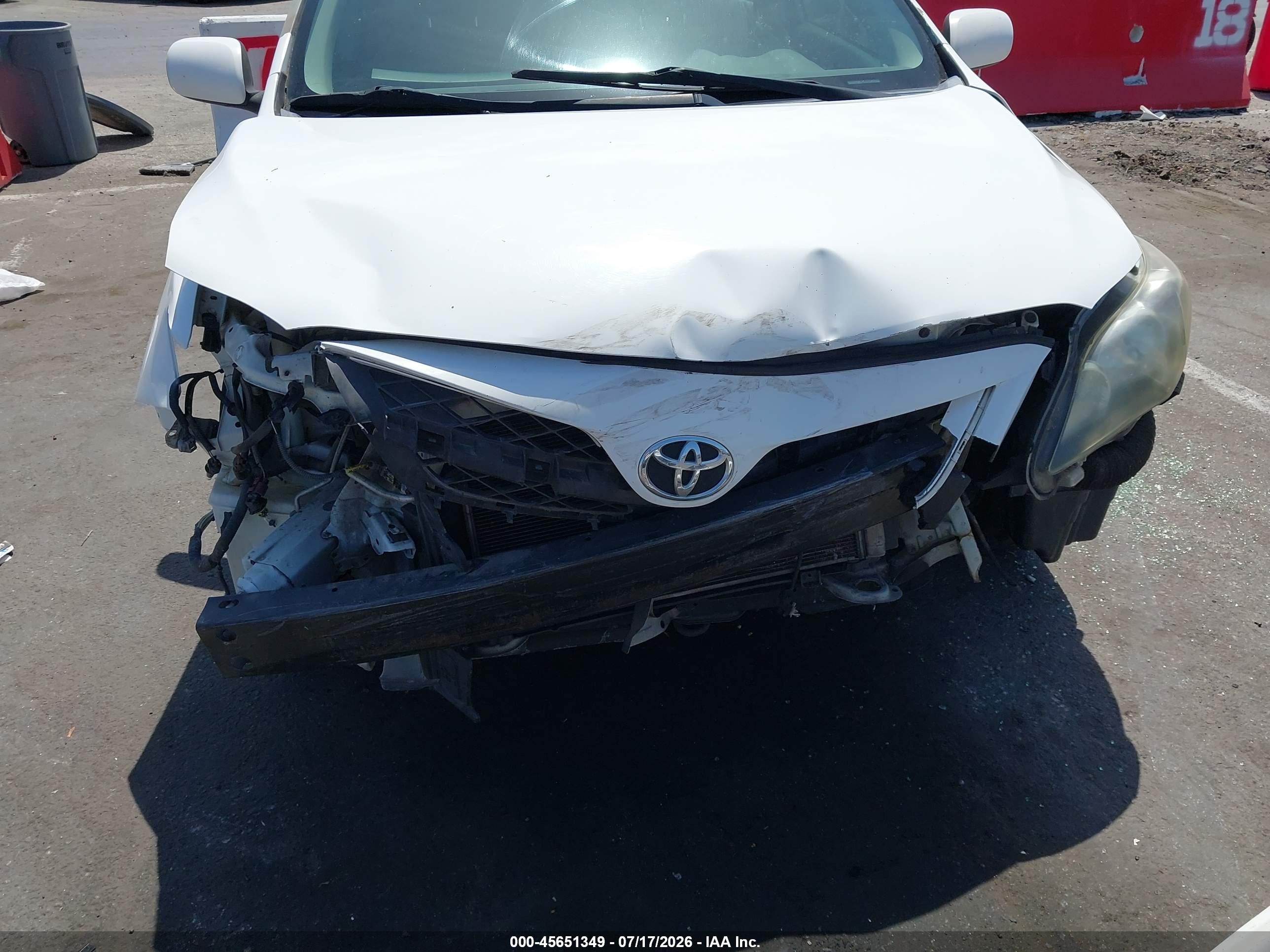 2013 Toyota Corolla S White vin: 5YFBU4EE0DP143809