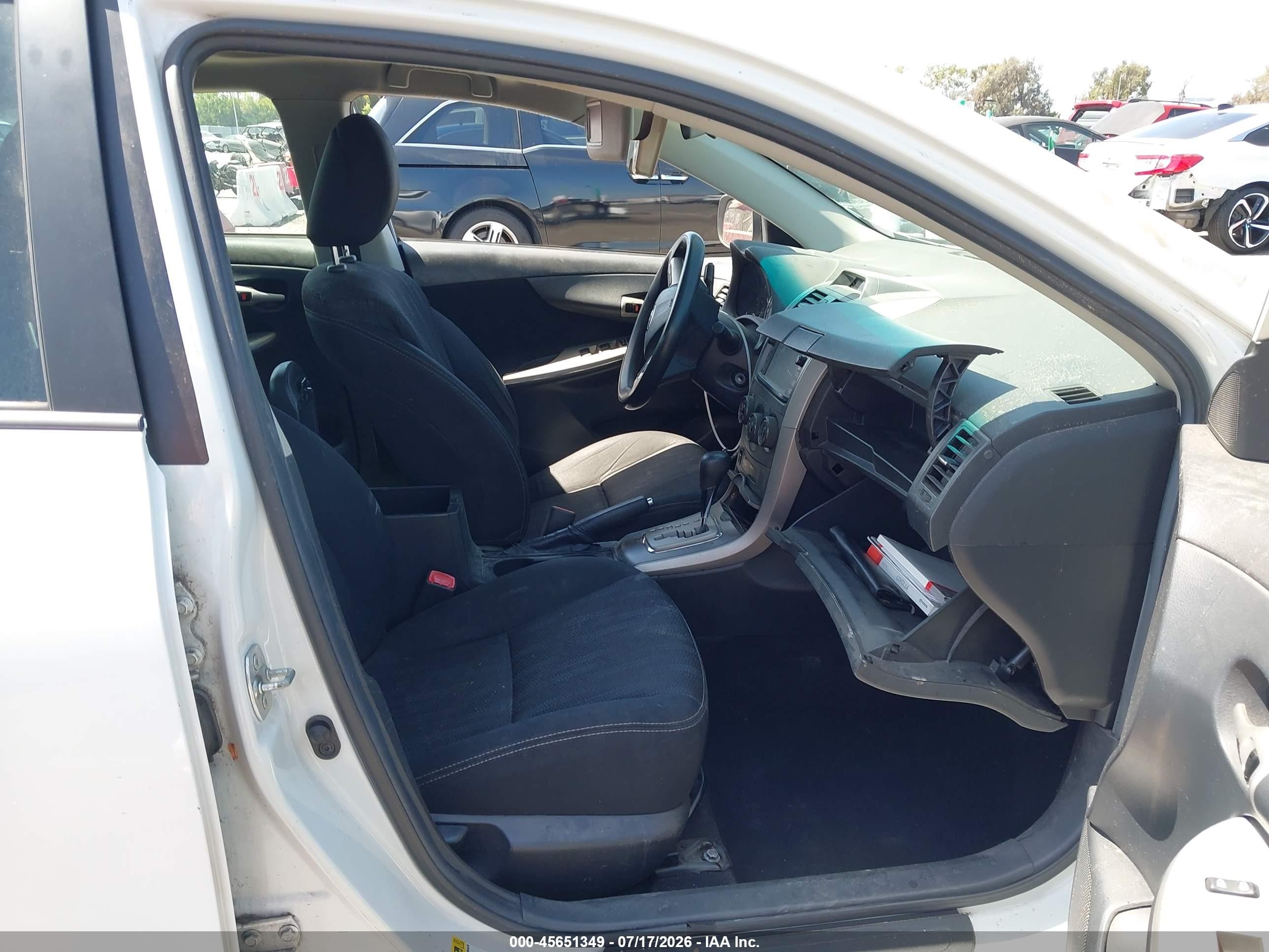 2013 Toyota Corolla S White vin: 5YFBU4EE0DP143809
