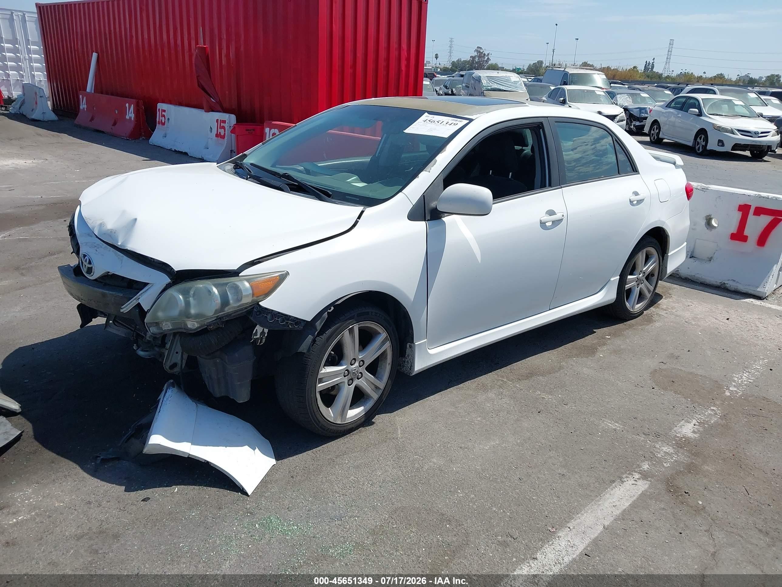 2013 Toyota Corolla S White vin: 5YFBU4EE0DP143809