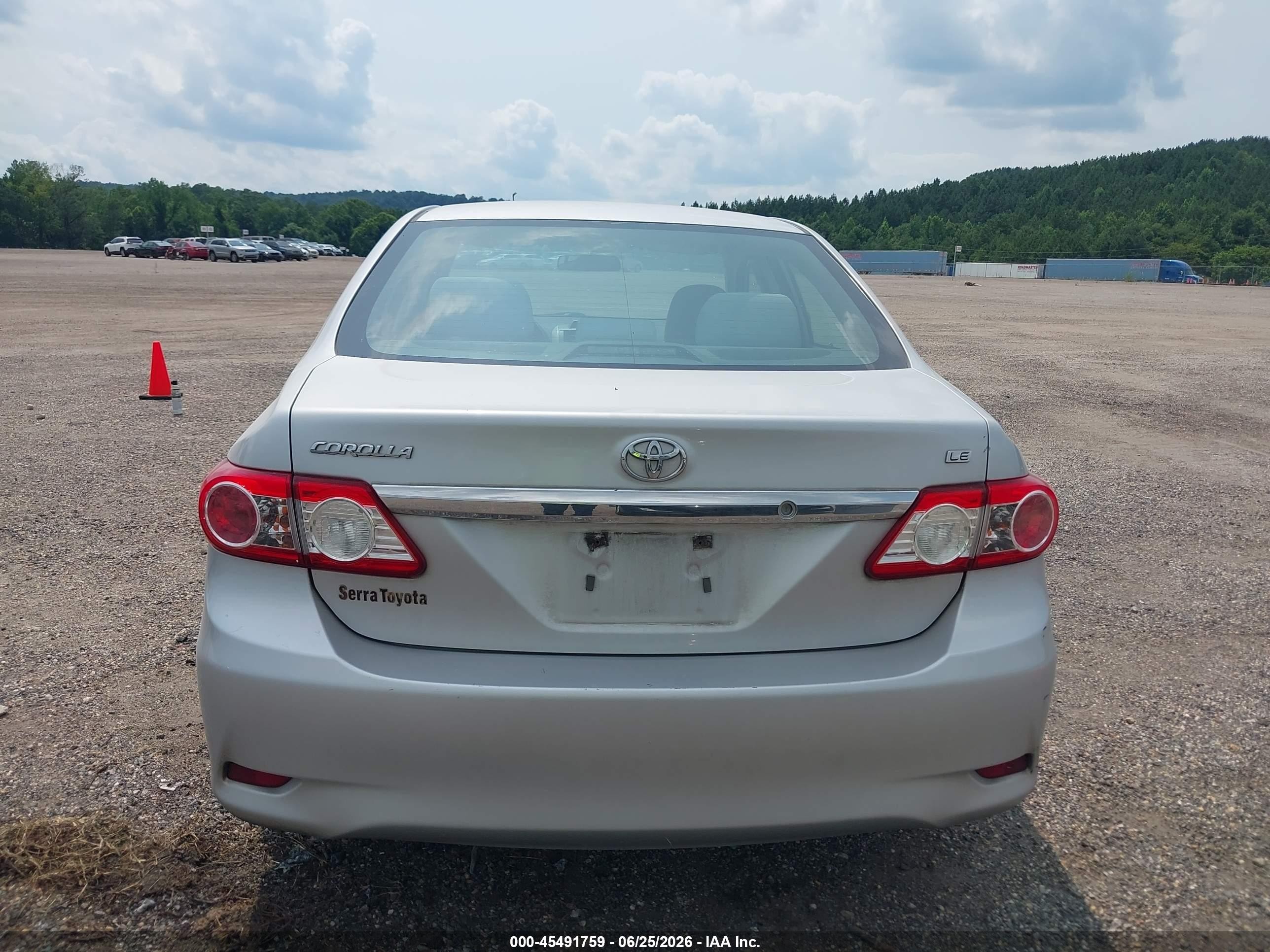 2013 Toyota Corolla Le Silver vin: 5YFBU4EE0DP147231