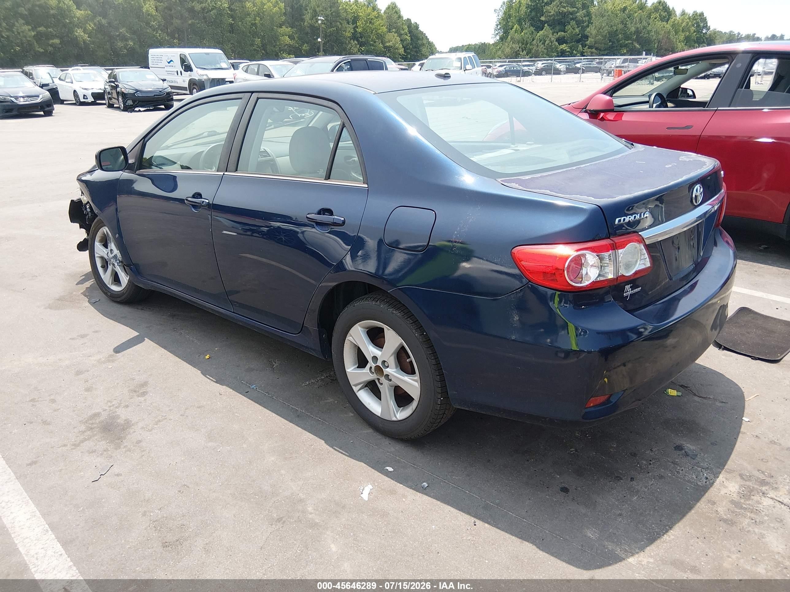 2013 Toyota Corolla Le Blue vin: 5YFBU4EE0DP177068
