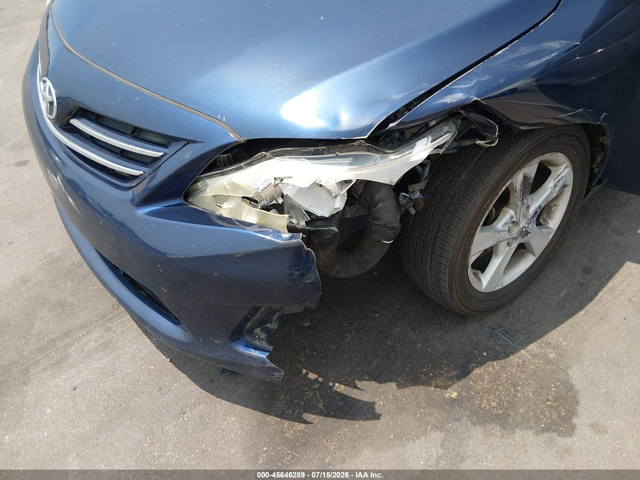 2013 Toyota Corolla Le Blue vin: 5YFBU4EE0DP177068