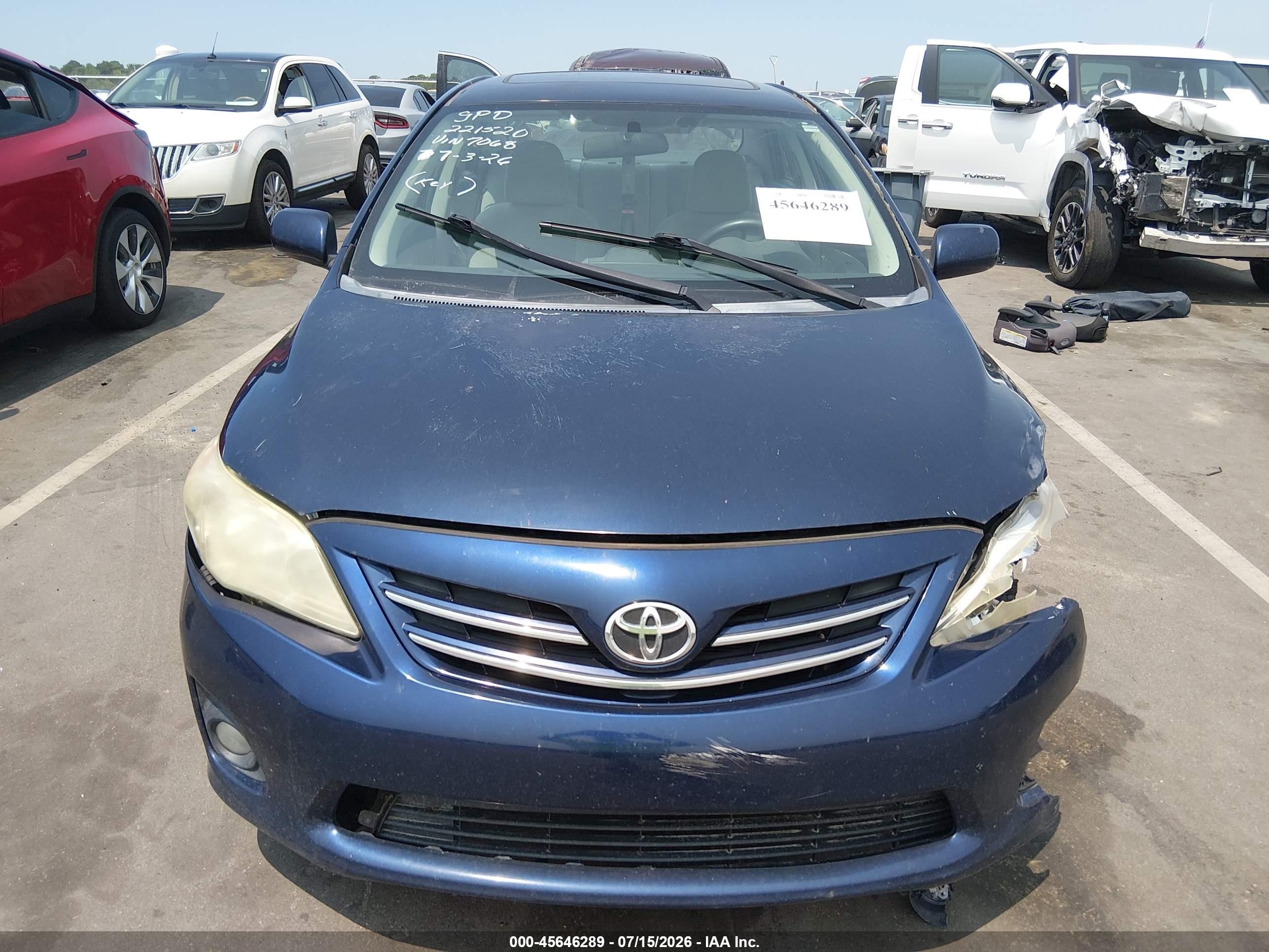 2013 Toyota Corolla Le Blue vin: 5YFBU4EE0DP177068