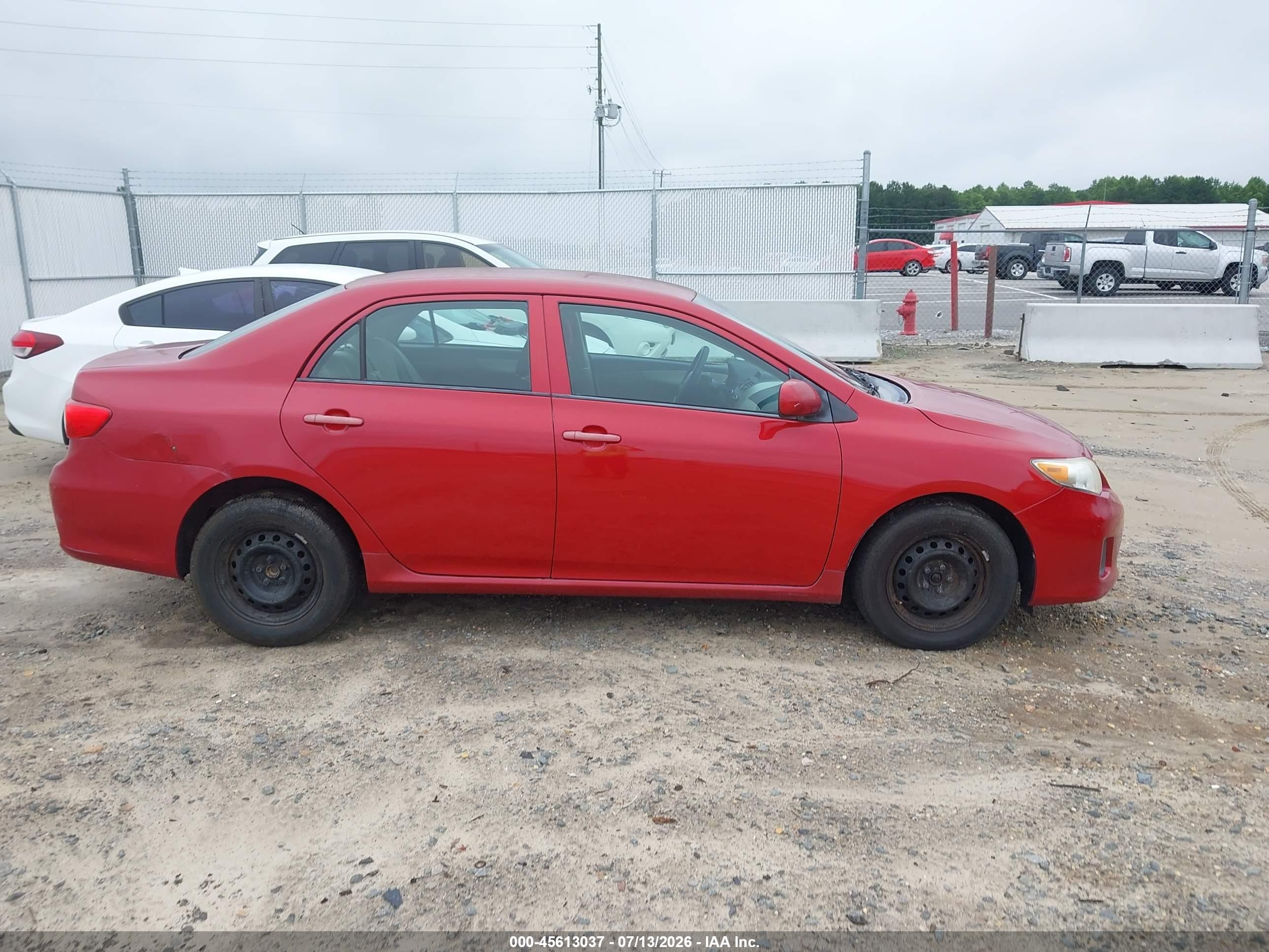 2013 Toyota Corolla L Red vin: 5YFBU4EE0DP179161
