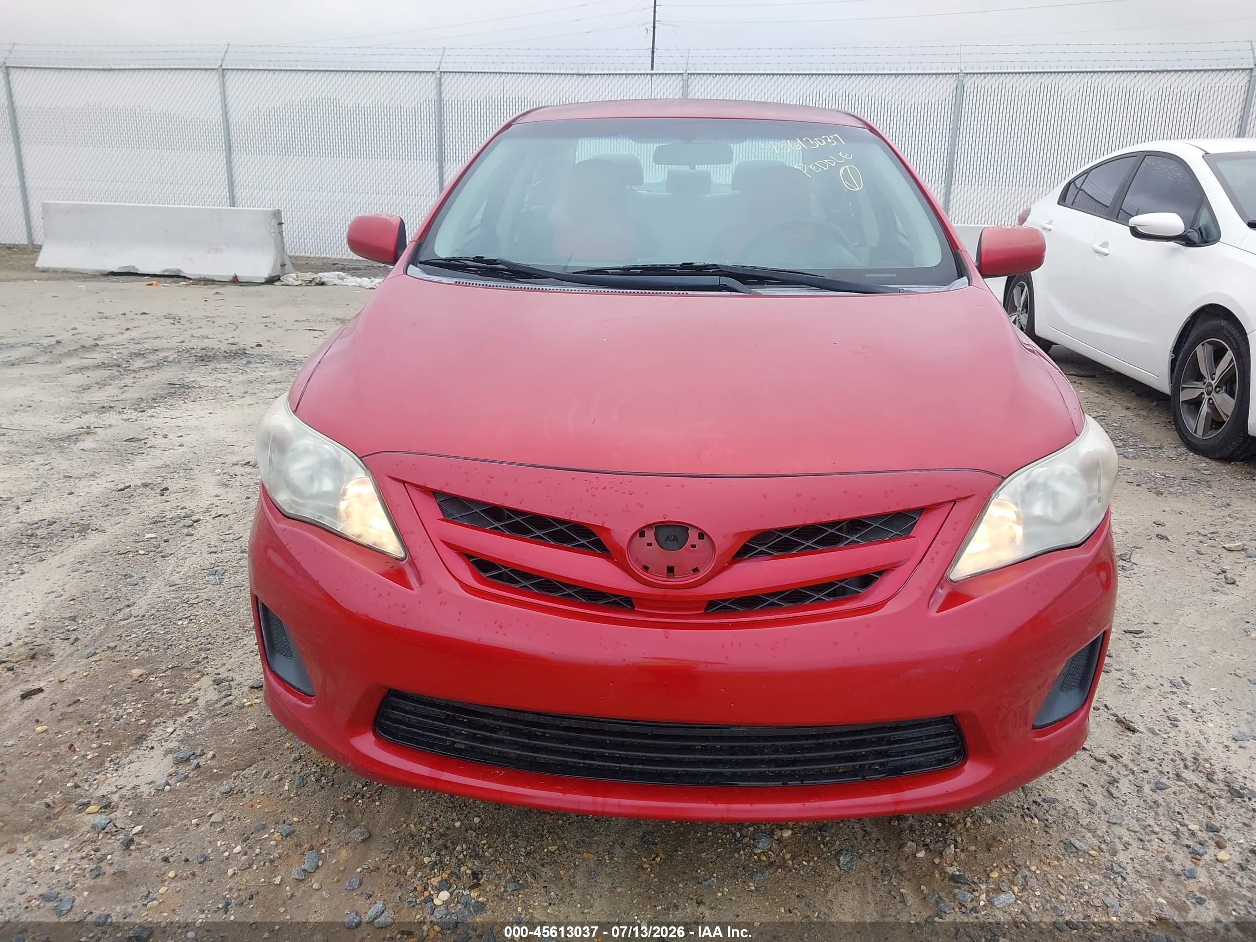 2013 Toyota Corolla L Red vin: 5YFBU4EE0DP179161