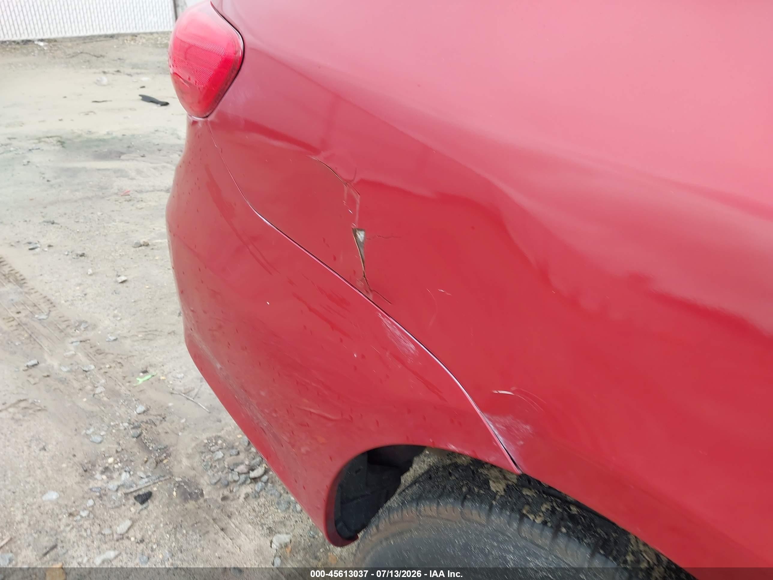 2013 Toyota Corolla L Red vin: 5YFBU4EE0DP179161