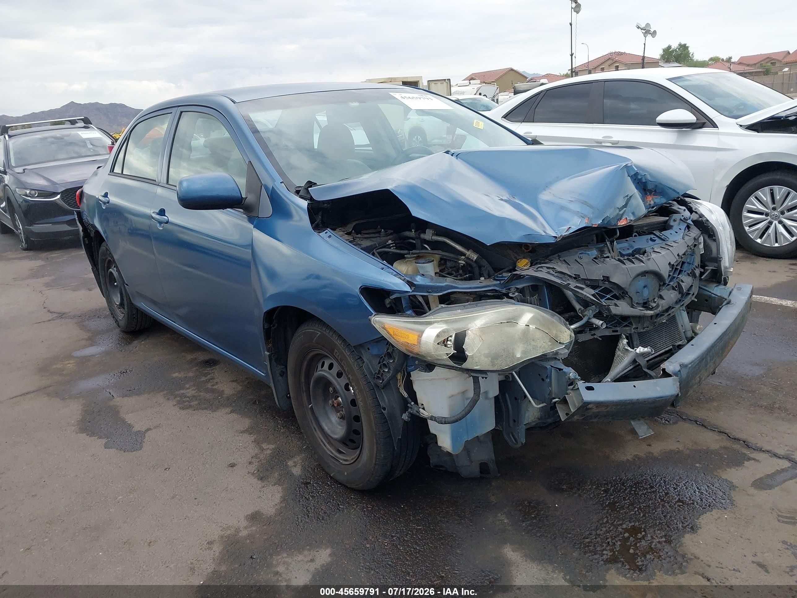 2013 Toyota Corolla L Blue vin: 5YFBU4EE0DP189771