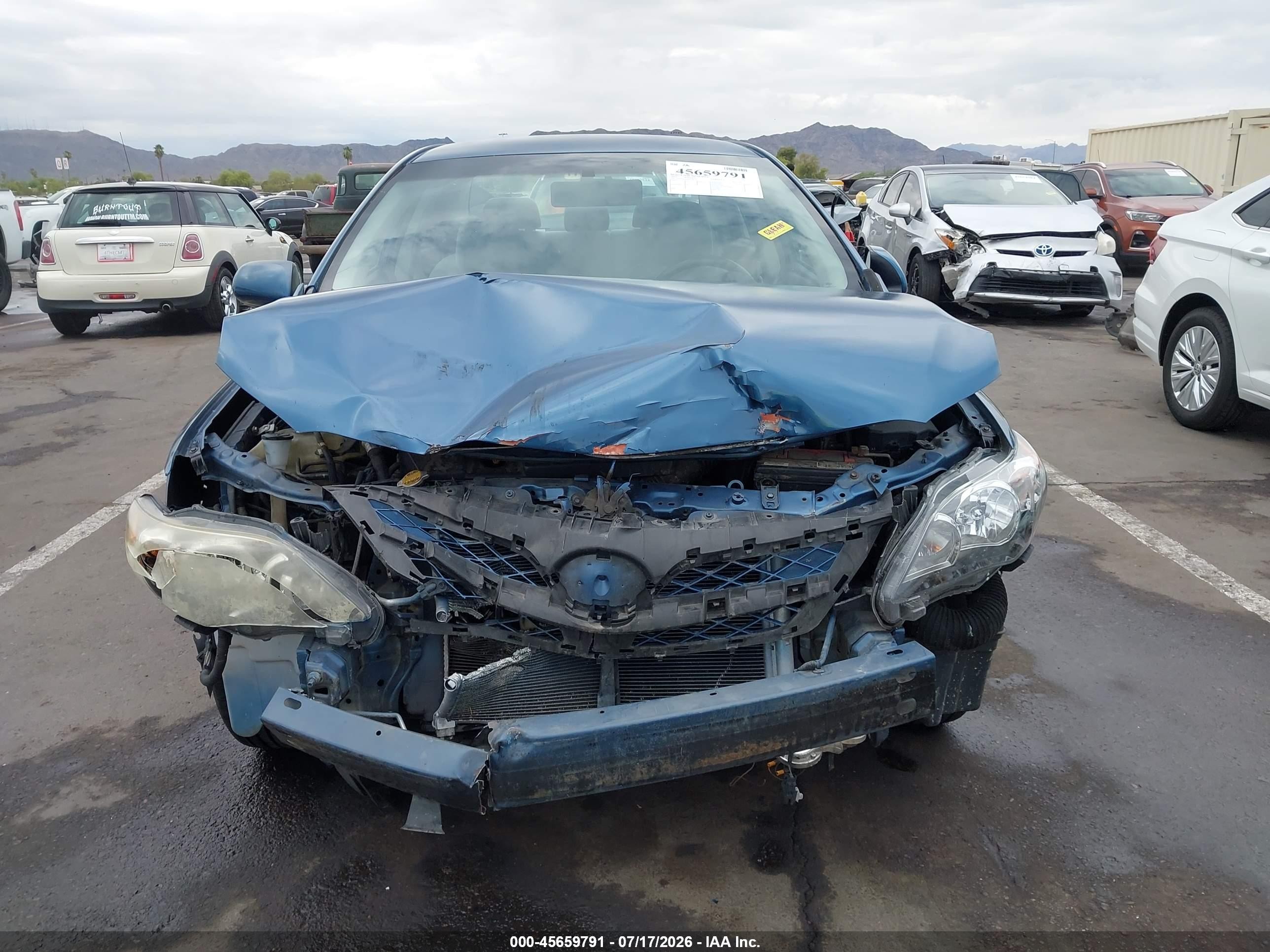 2013 Toyota Corolla L Blue vin: 5YFBU4EE0DP189771