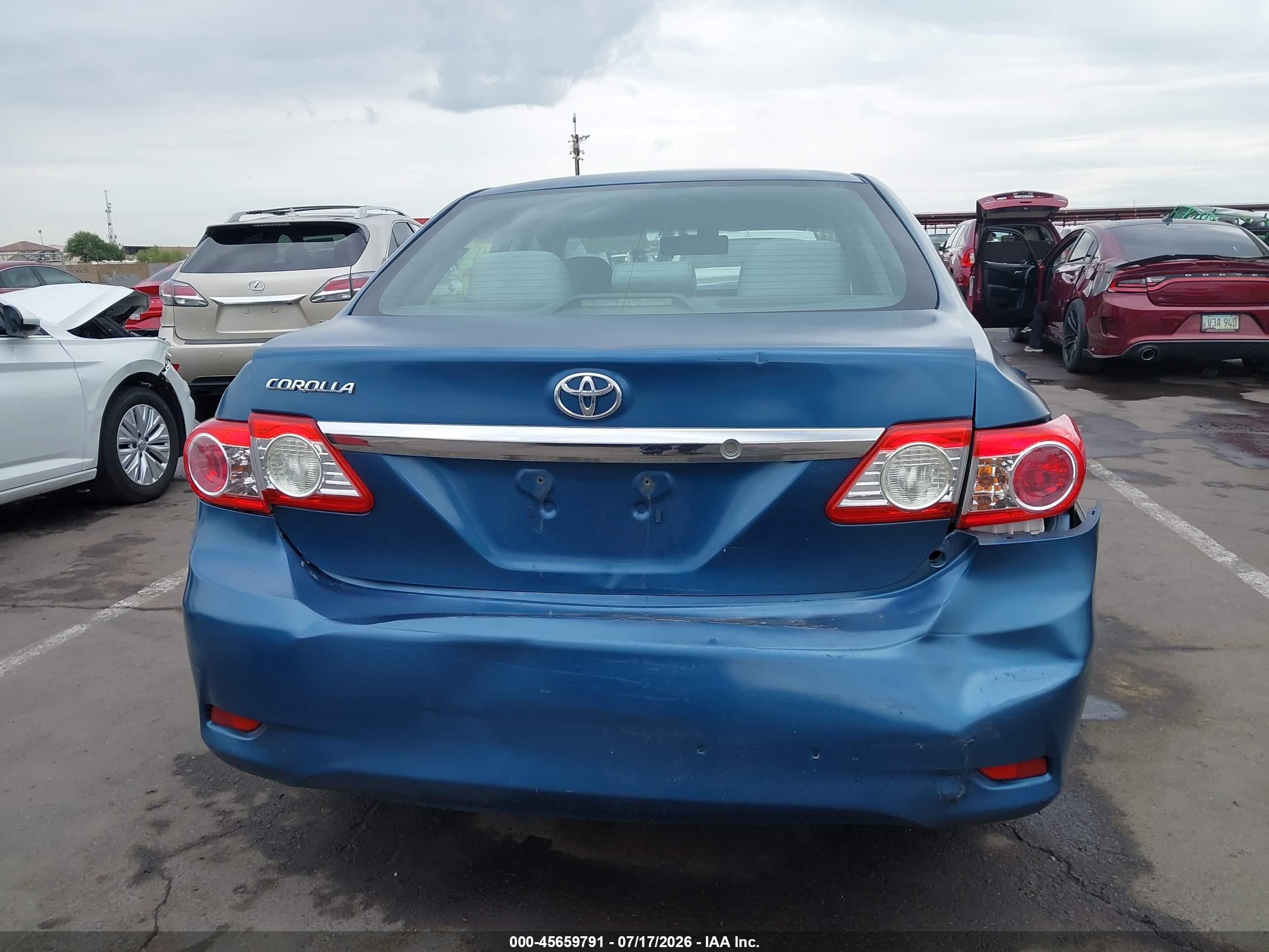2013 Toyota Corolla L Blue vin: 5YFBU4EE0DP189771