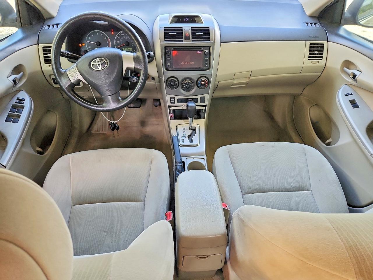 2013 Toyota Corolla Le Gold vin: 5YFBU4EE0DP195490