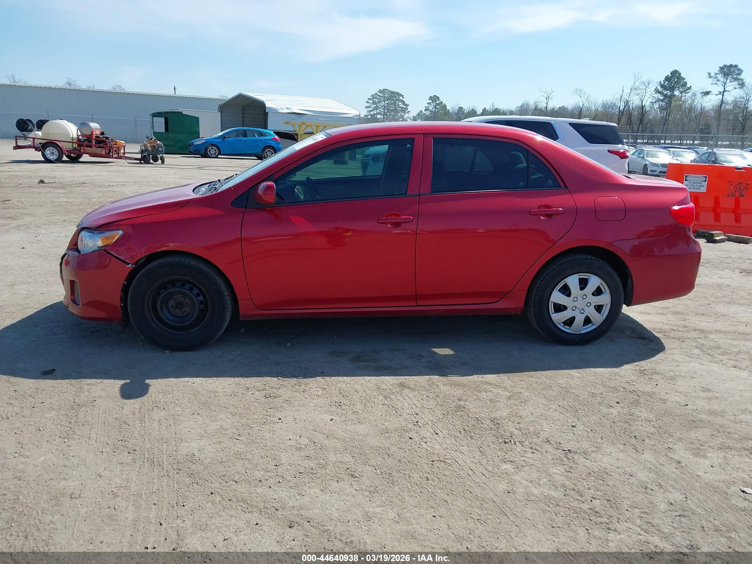 2013 Toyota Corolla L Red vin: 5YFBU4EE0DP198034