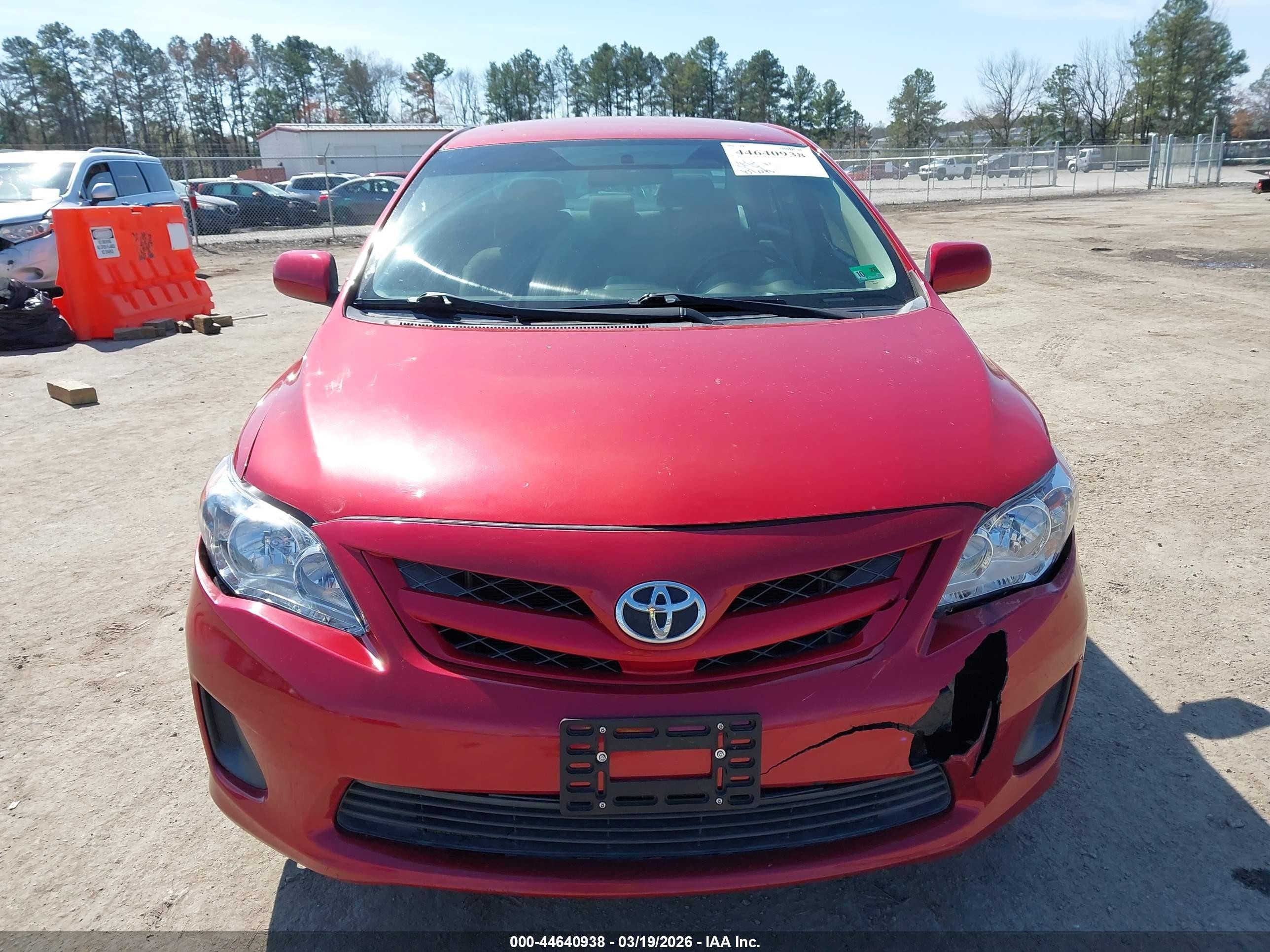 2013 Toyota Corolla L Red vin: 5YFBU4EE0DP198034