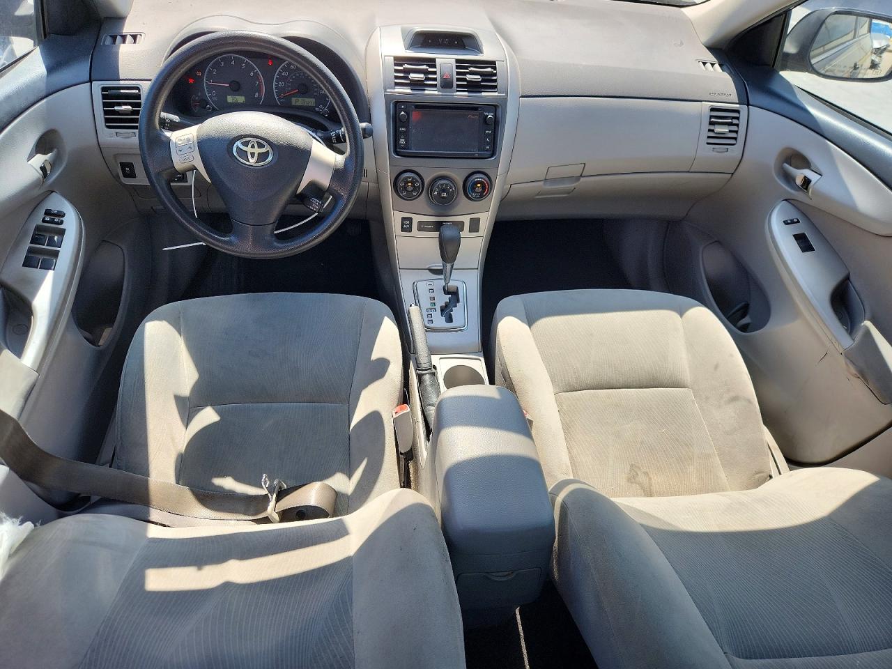 2013 Toyota Corolla Le Gray vin: 5YFBU4EE0DP202812