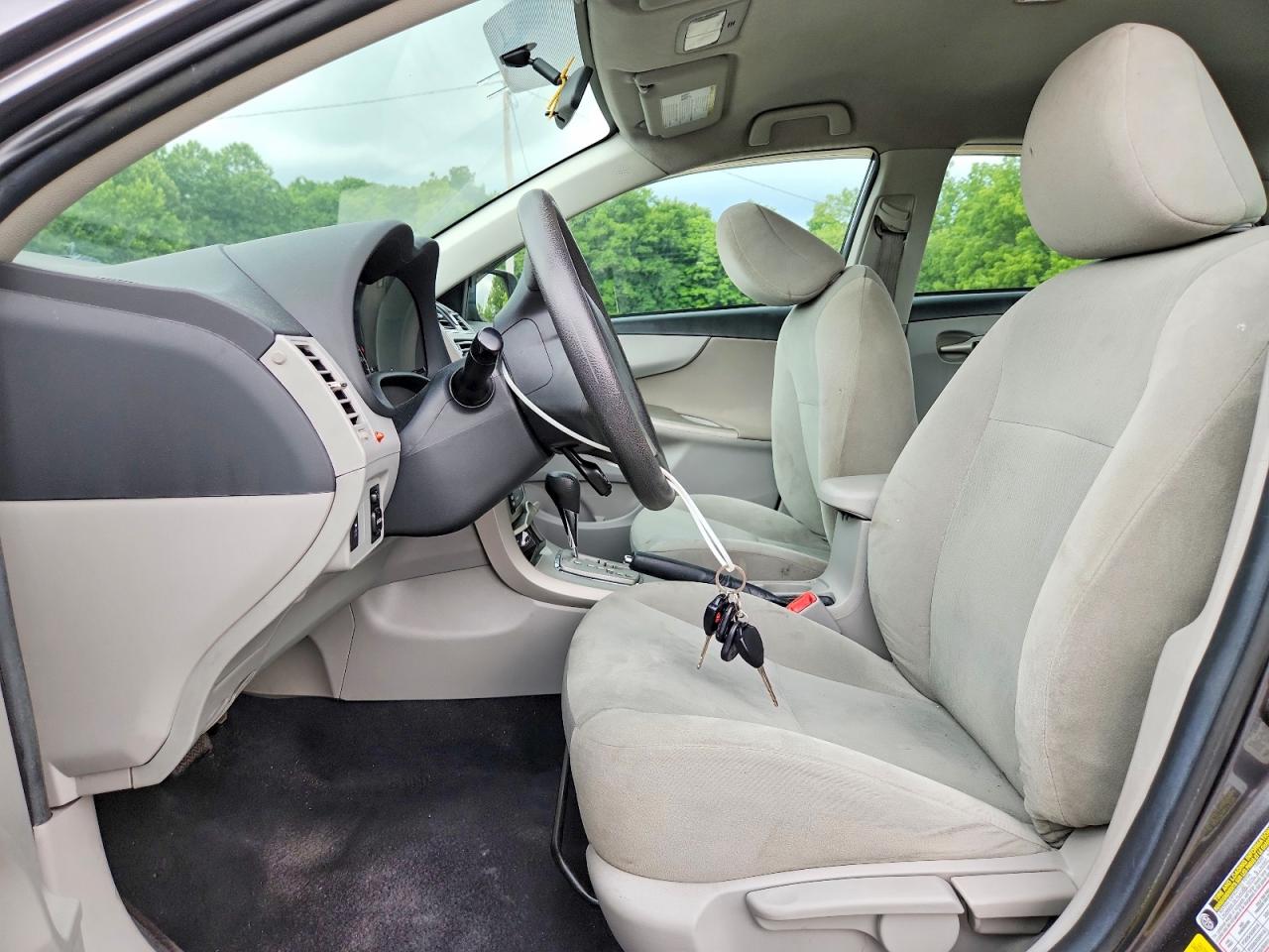 2013 Toyota Corolla Le Угольный vin: 5YFBU4EE0DP205726