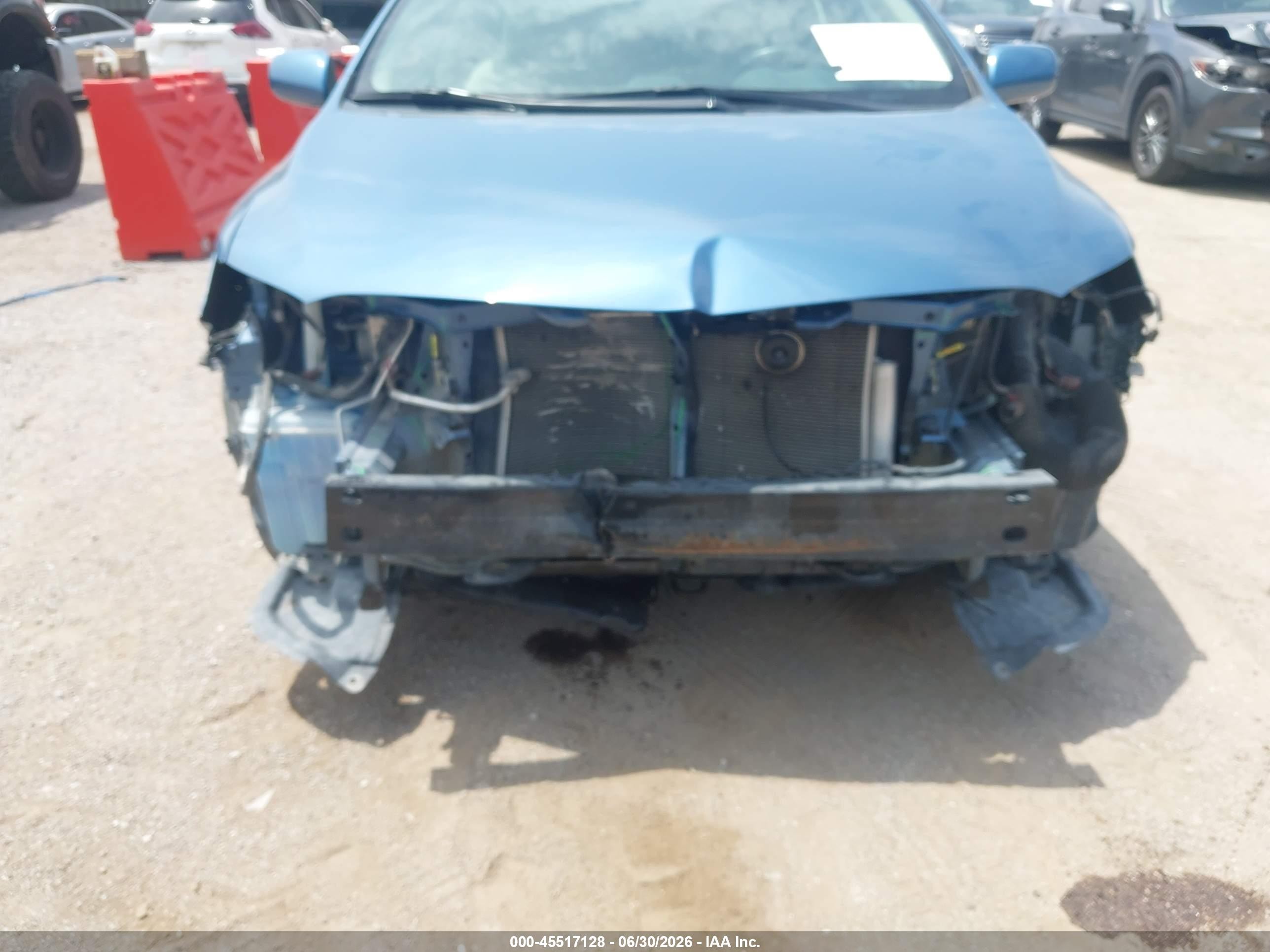 2013 Toyota Corolla L Blue vin: 5YFBU4EE0DP207833