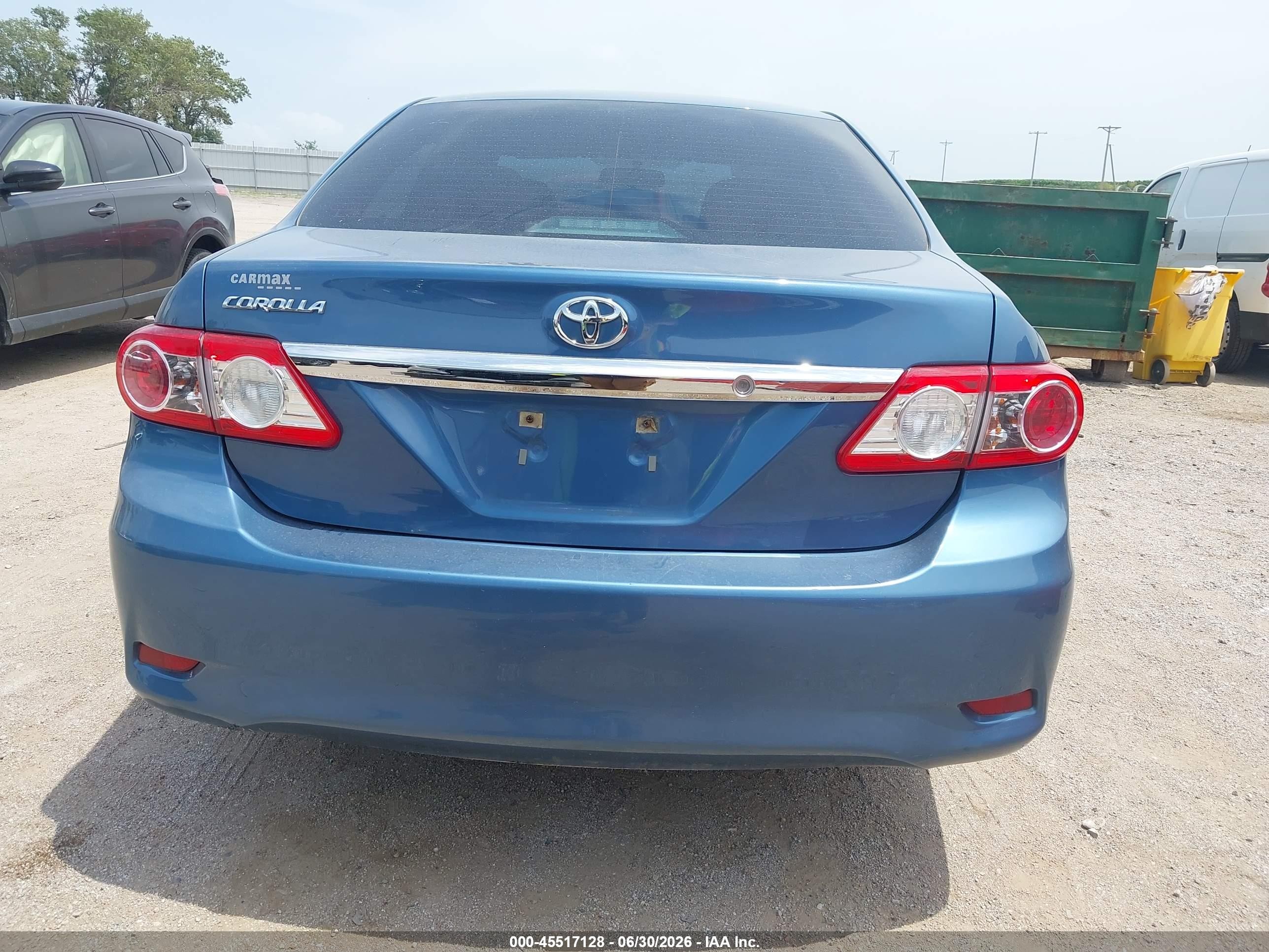 2013 Toyota Corolla L Blue vin: 5YFBU4EE0DP207833