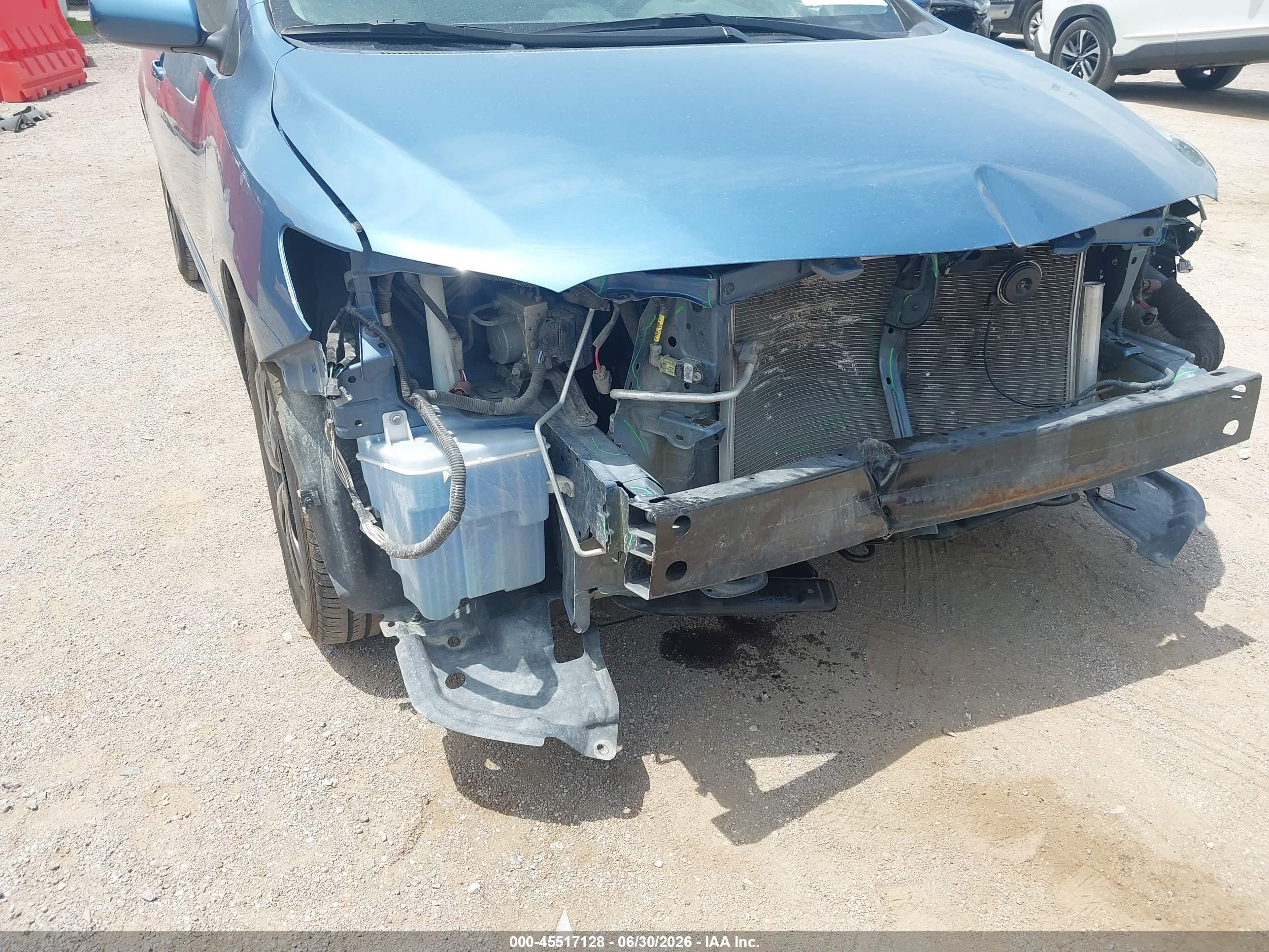 2013 Toyota Corolla L Blue vin: 5YFBU4EE0DP207833
