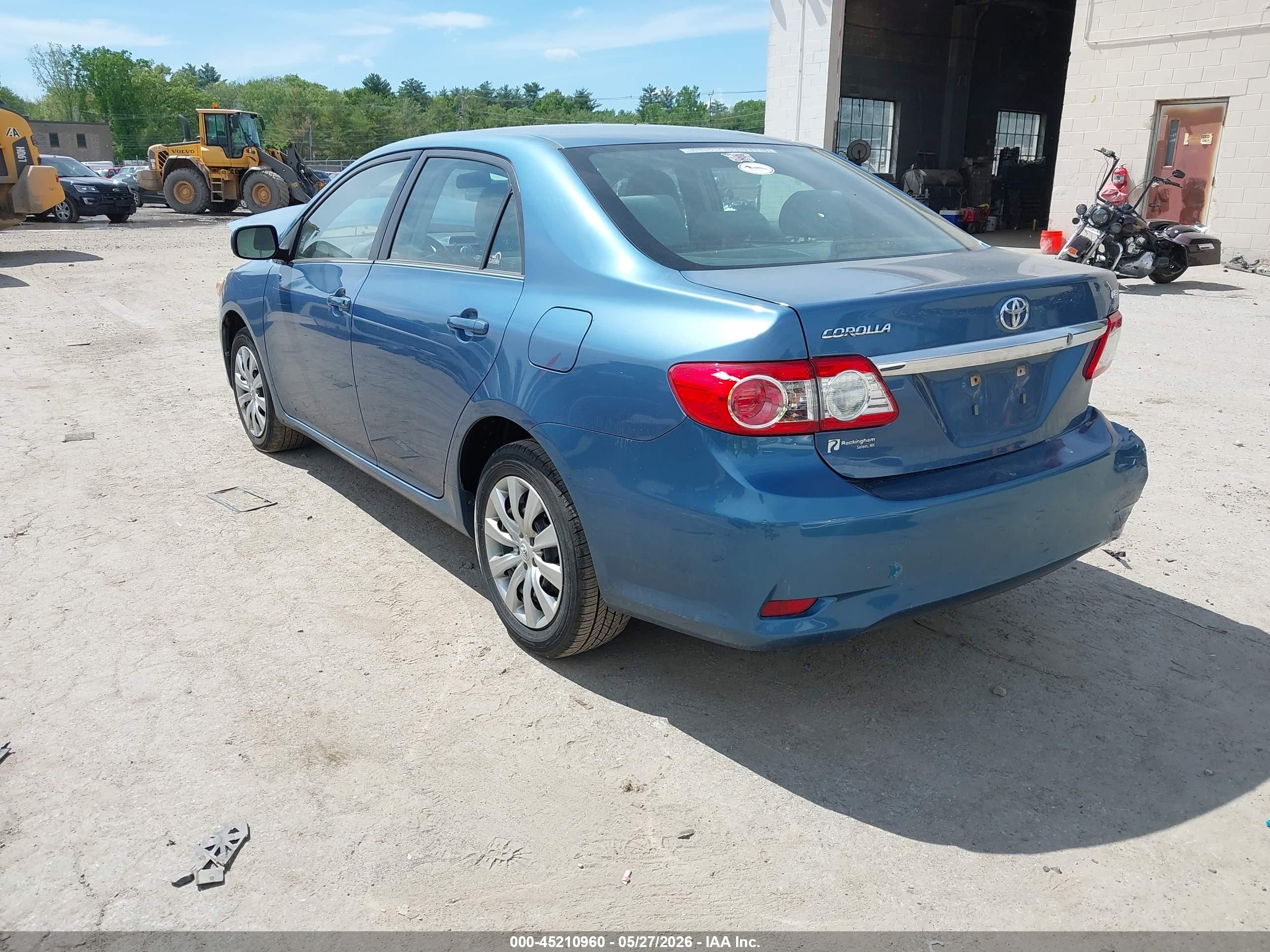 2013 Toyota Corolla Le Синий vin: 5YFBU4EE0DP211204