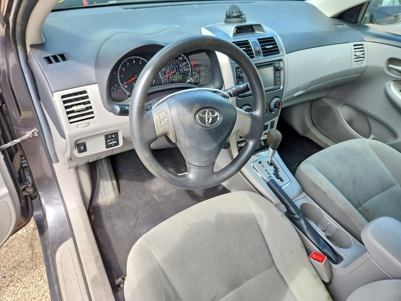 2013 Toyota Corolla Le Gray vin: 5YFBU4EE0DP217326