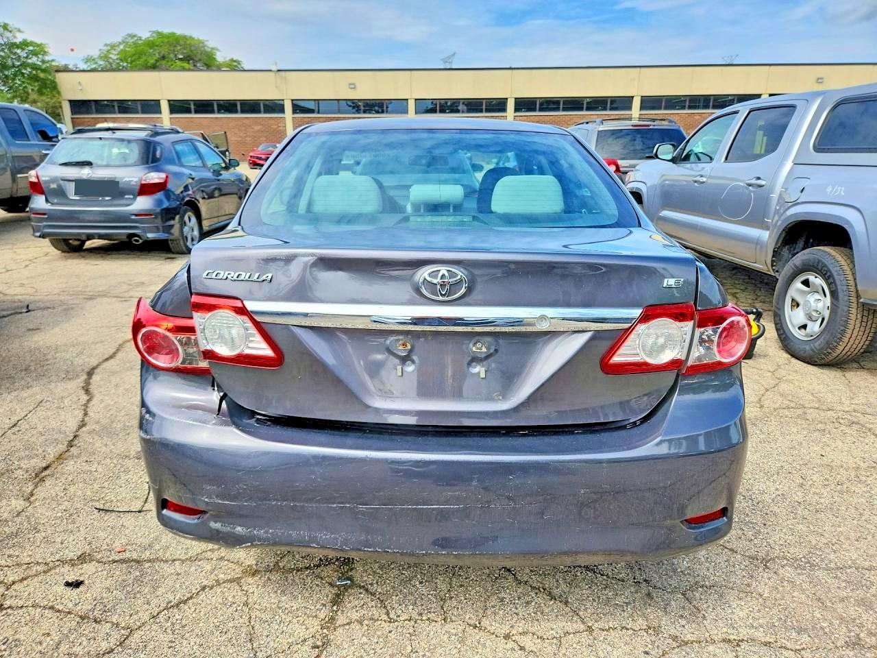 2013 Toyota Corolla Le Gray vin: 5YFBU4EE0DP217326