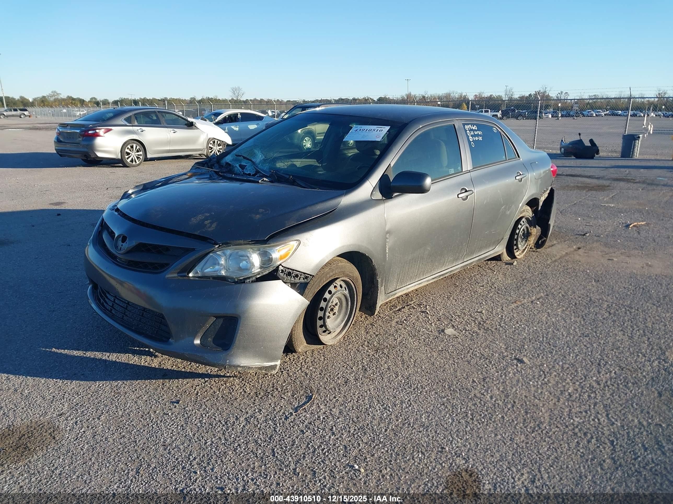 2013 Toyota Corolla L Gray vin: 5YFBU4EE0DP224860