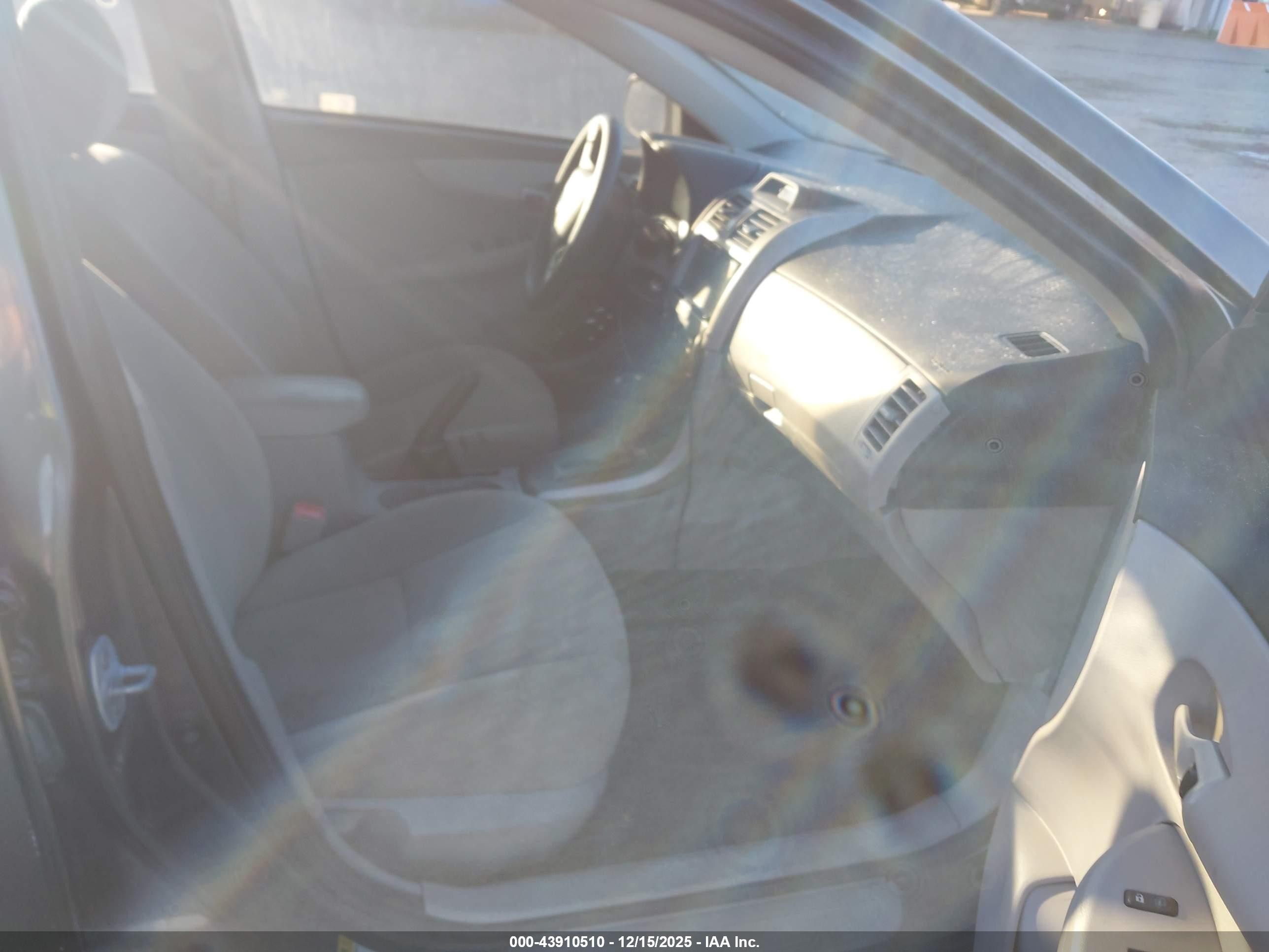 2013 Toyota Corolla L Gray vin: 5YFBU4EE0DP224860