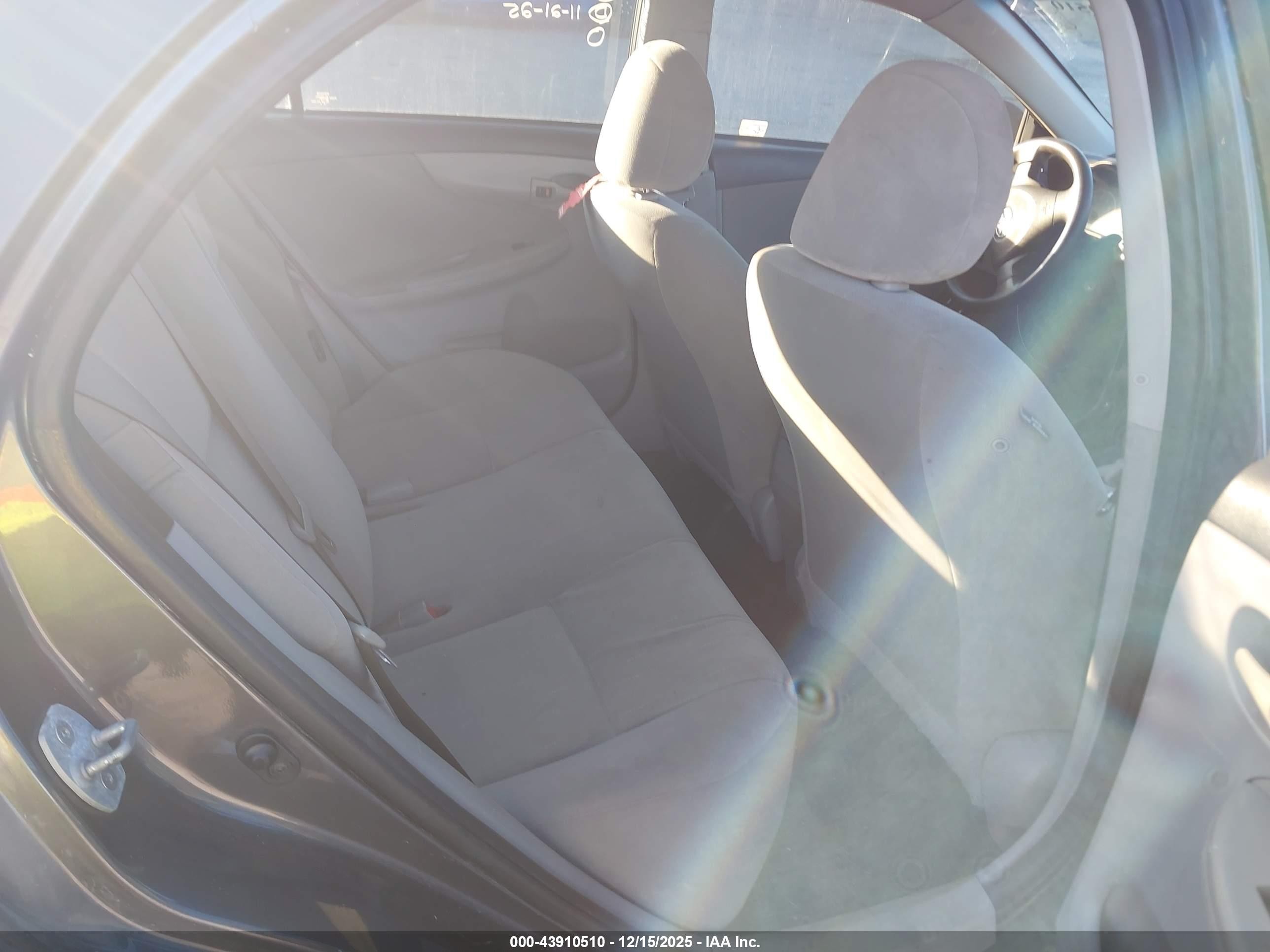 2013 Toyota Corolla L Gray vin: 5YFBU4EE0DP224860